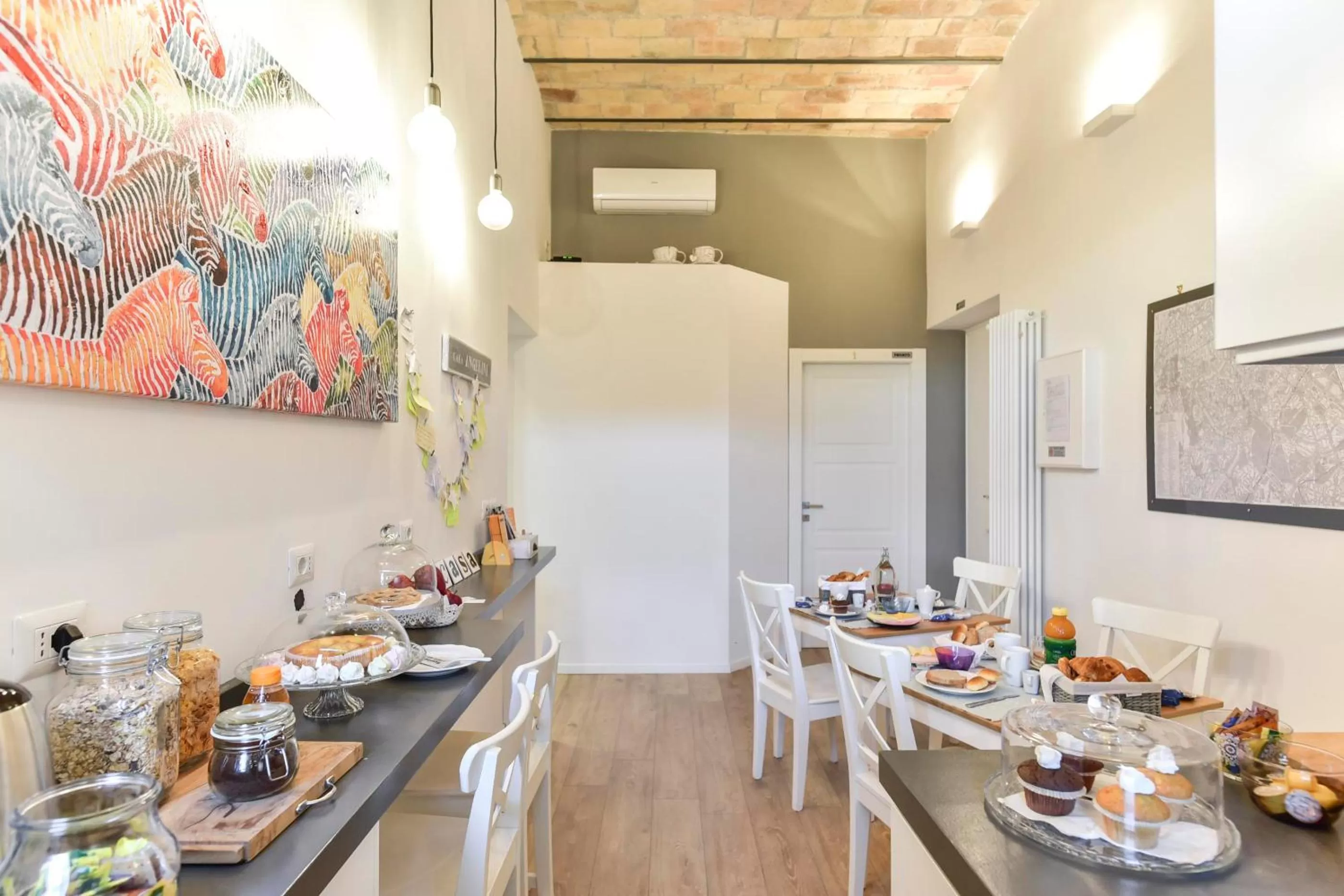 Communal kitchen in B&B Casa Angelini