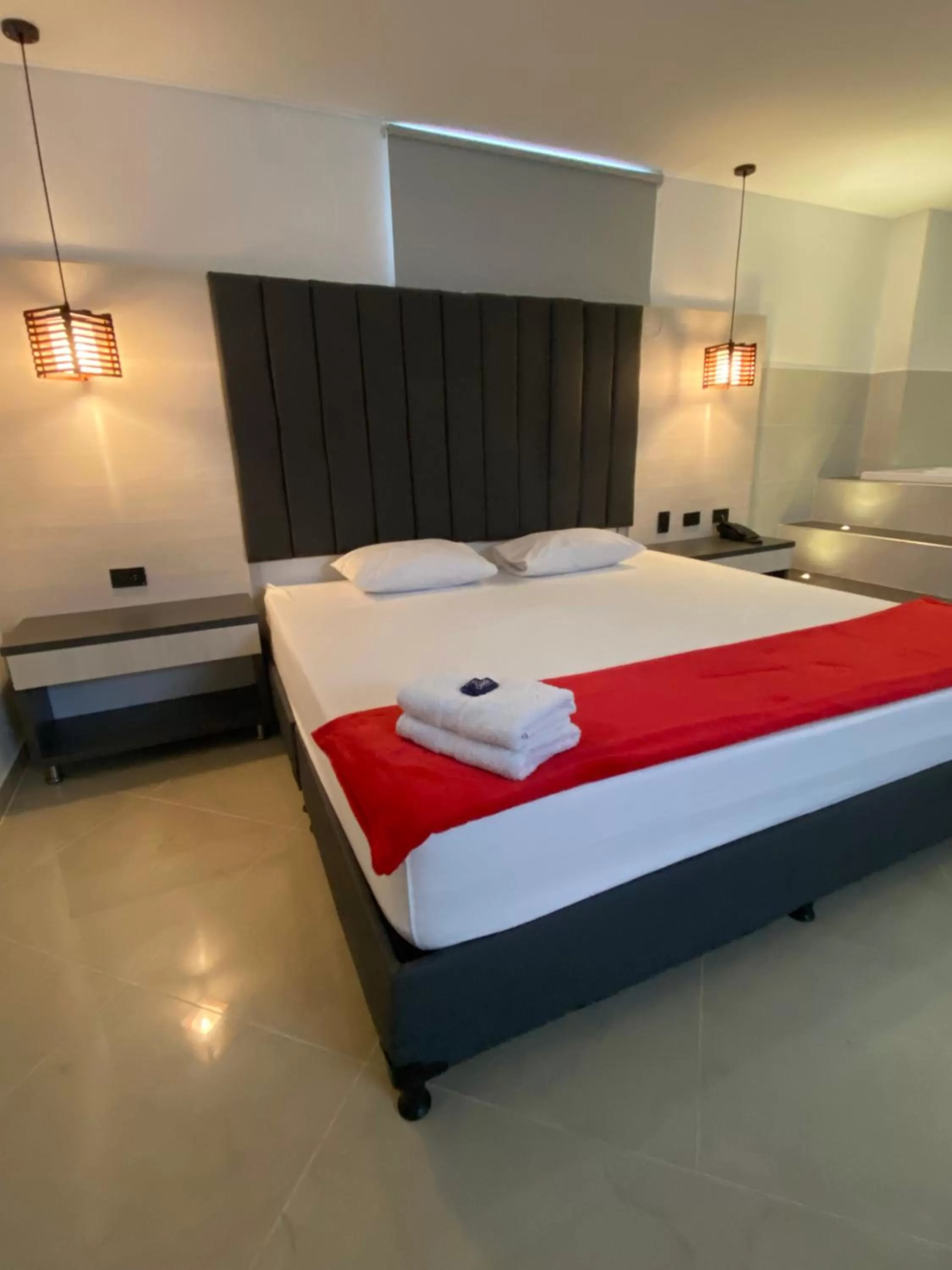 Bed in HOTEL CALIFORNIA CITY