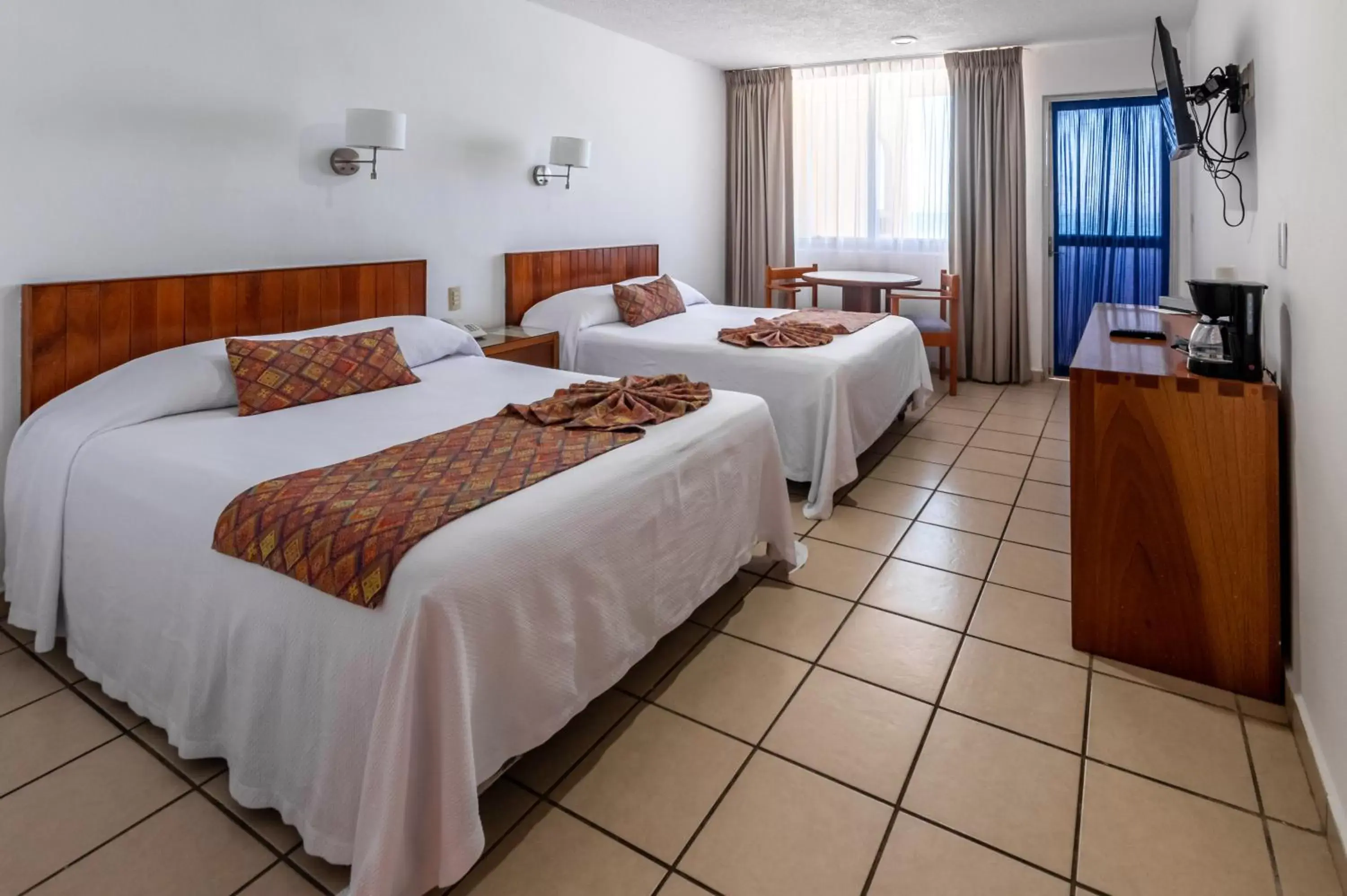 Standard Double Room in Costa de Oro Beach Hotel Standard Double Room in Costa de Oro Beach Hotel