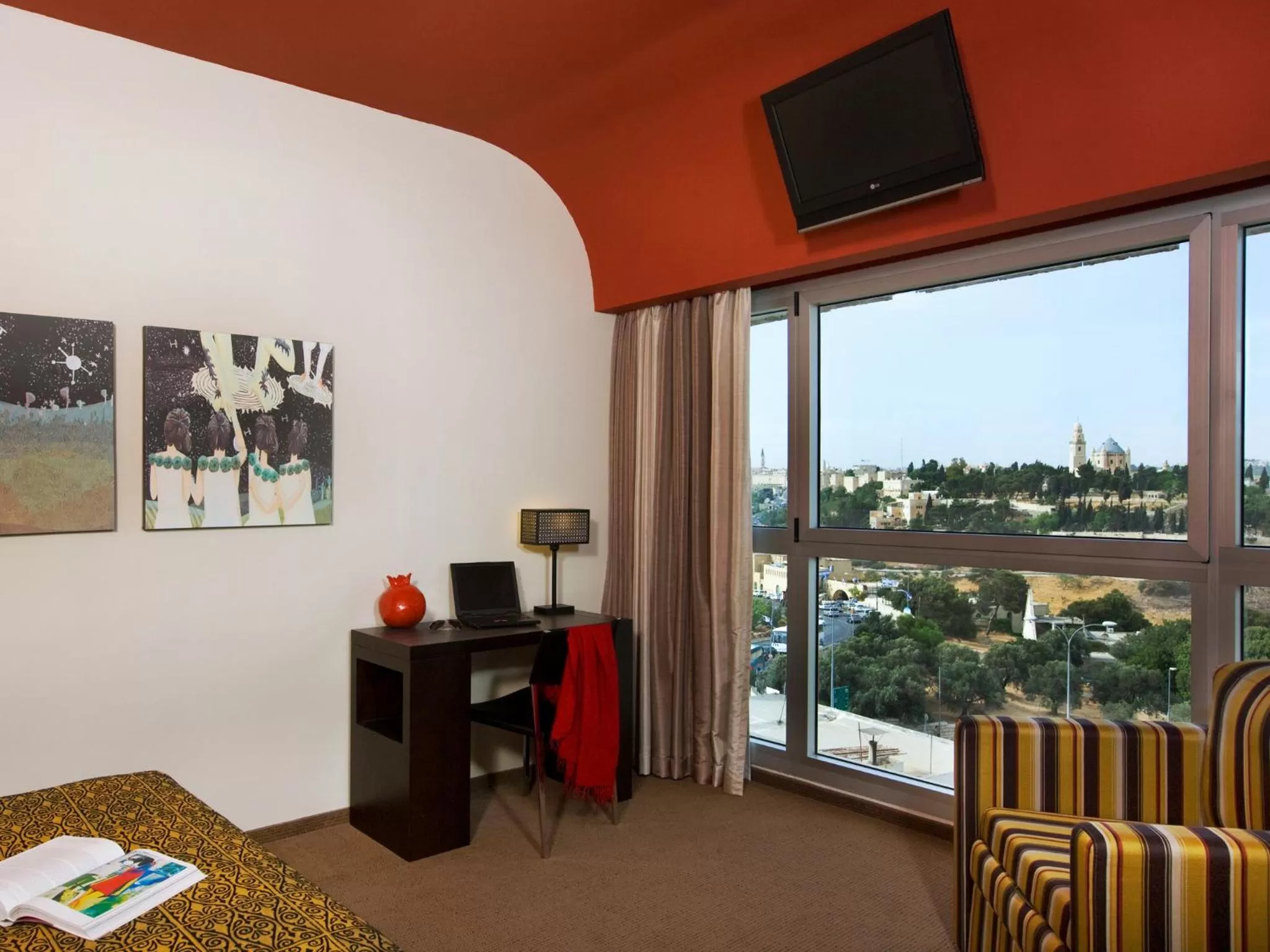 TV and multimedia in Dan Boutique Hotel Jerusalem