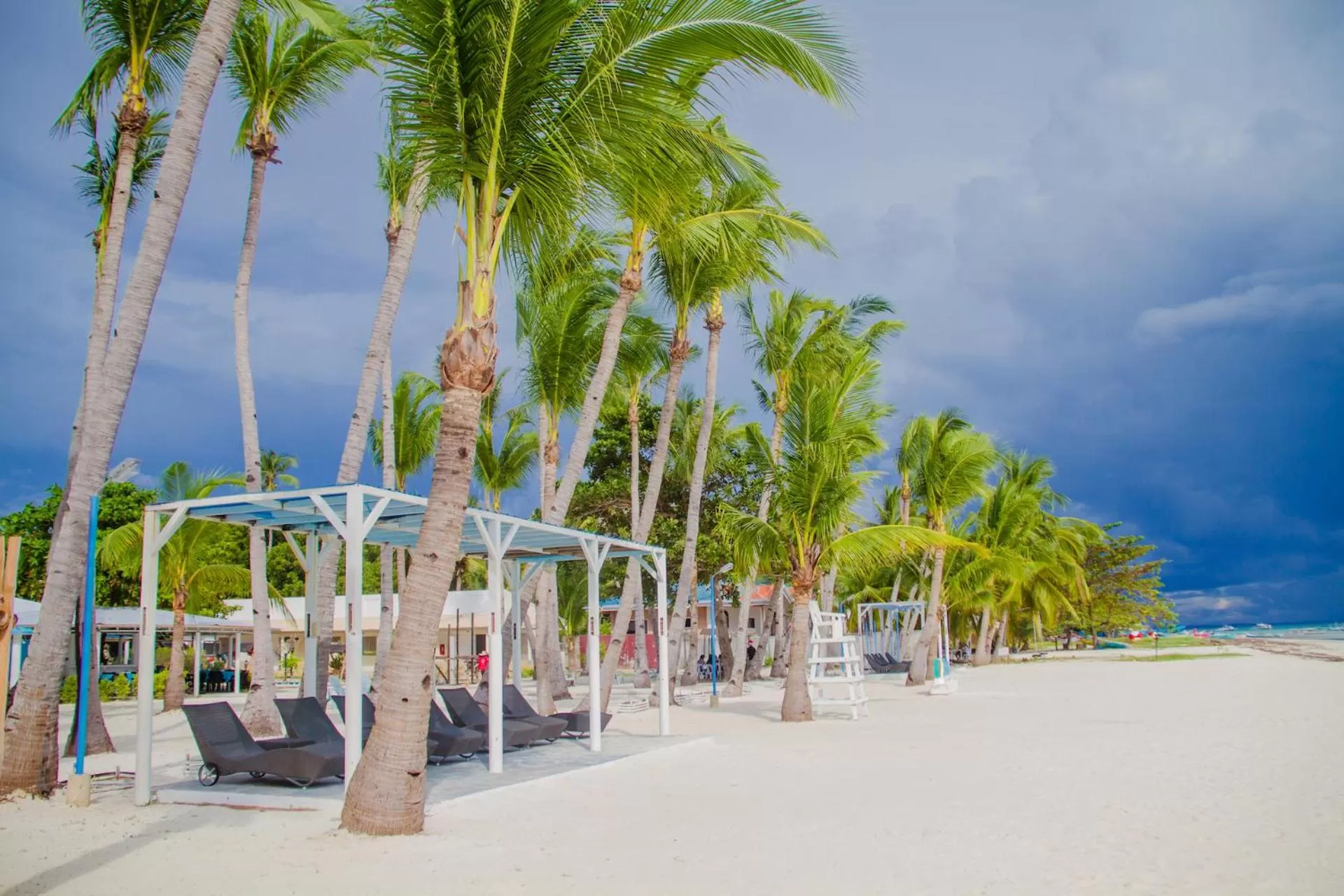Beach in La Playa Estrella Beach Resort