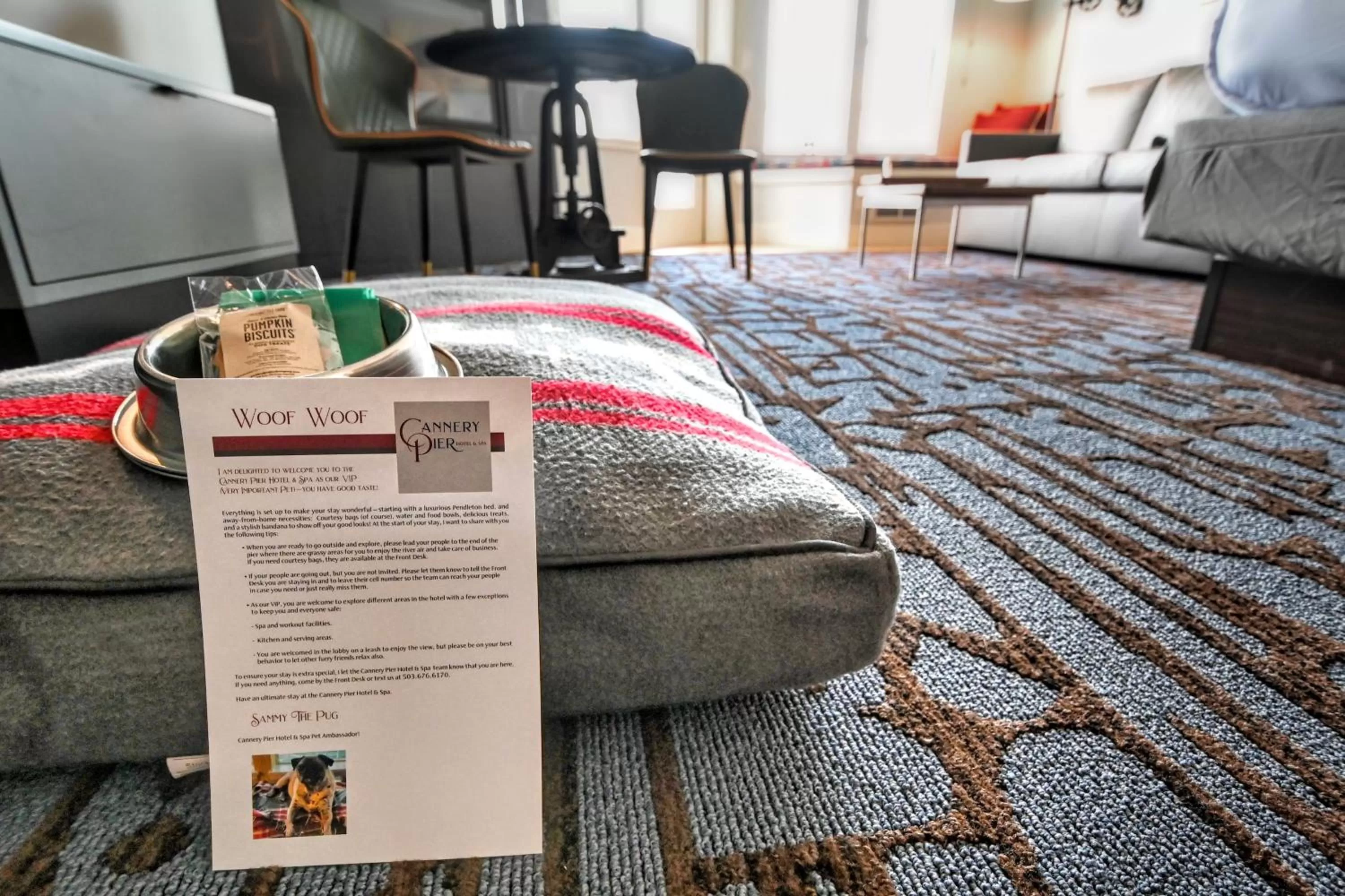 Living room in Cannery Pier Hotel & Spa
