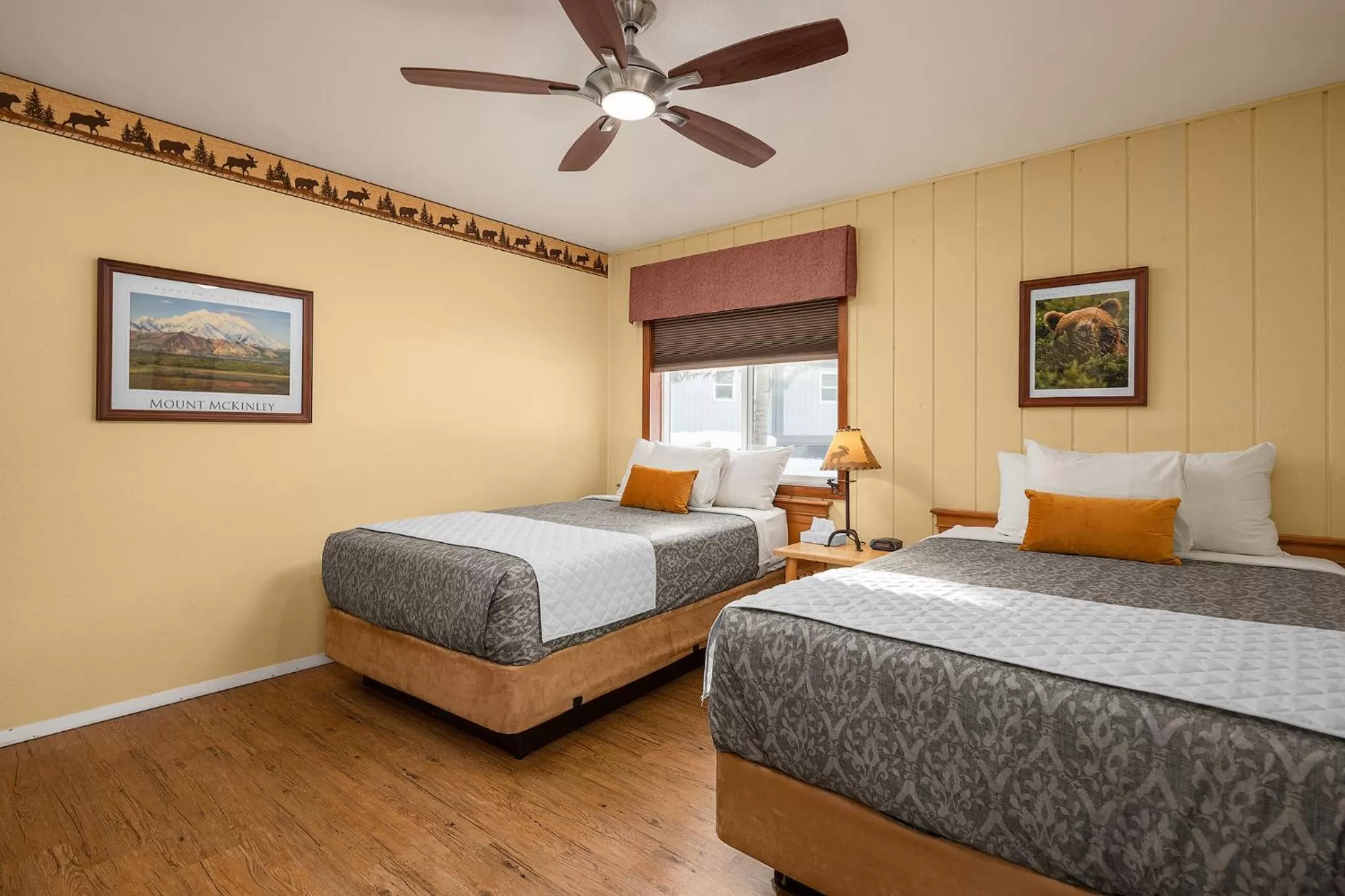 Photo of the whole room, Bed in Chena Hot Springs Resort