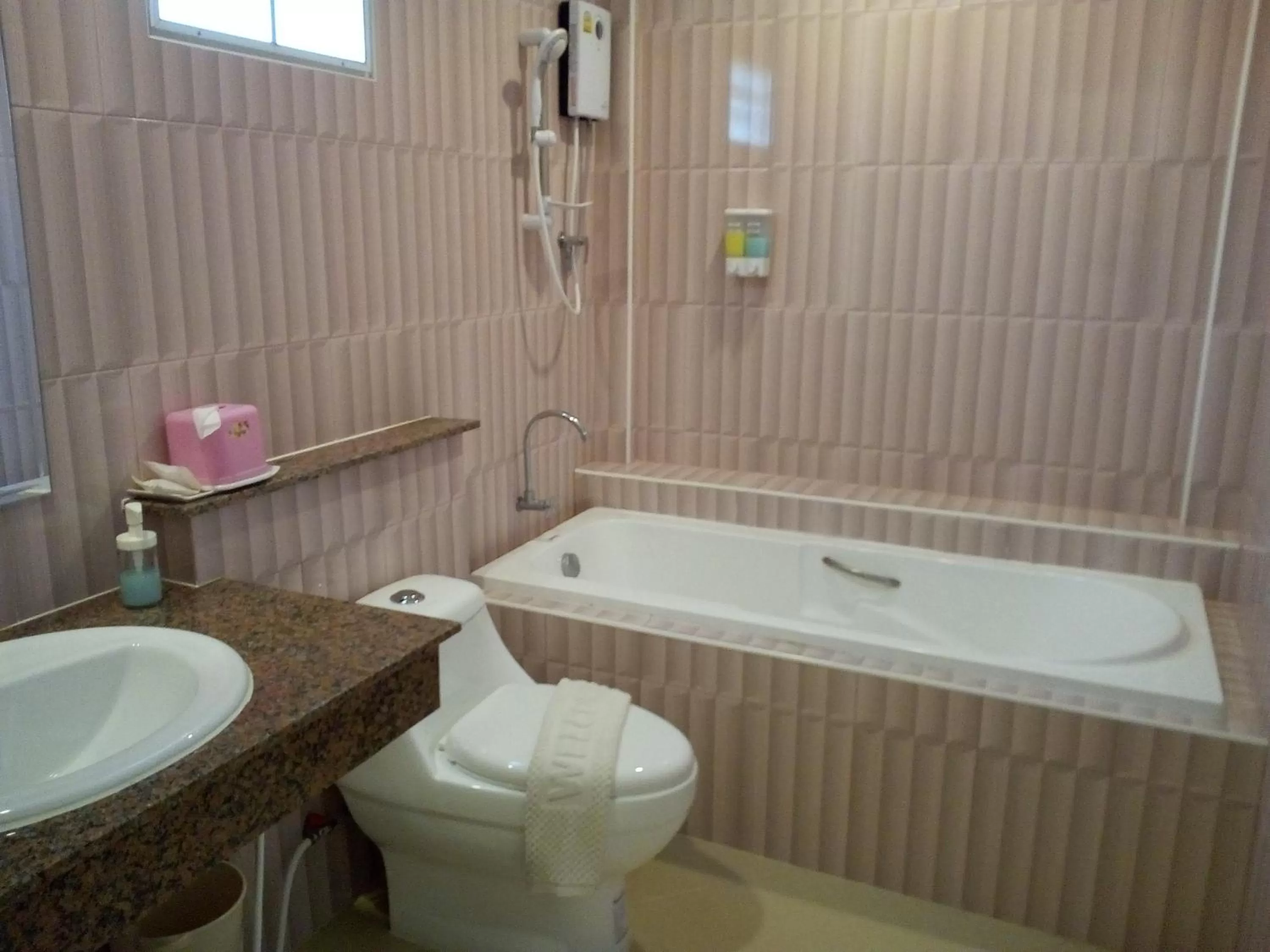 Bathroom in Fancy Carp Resort