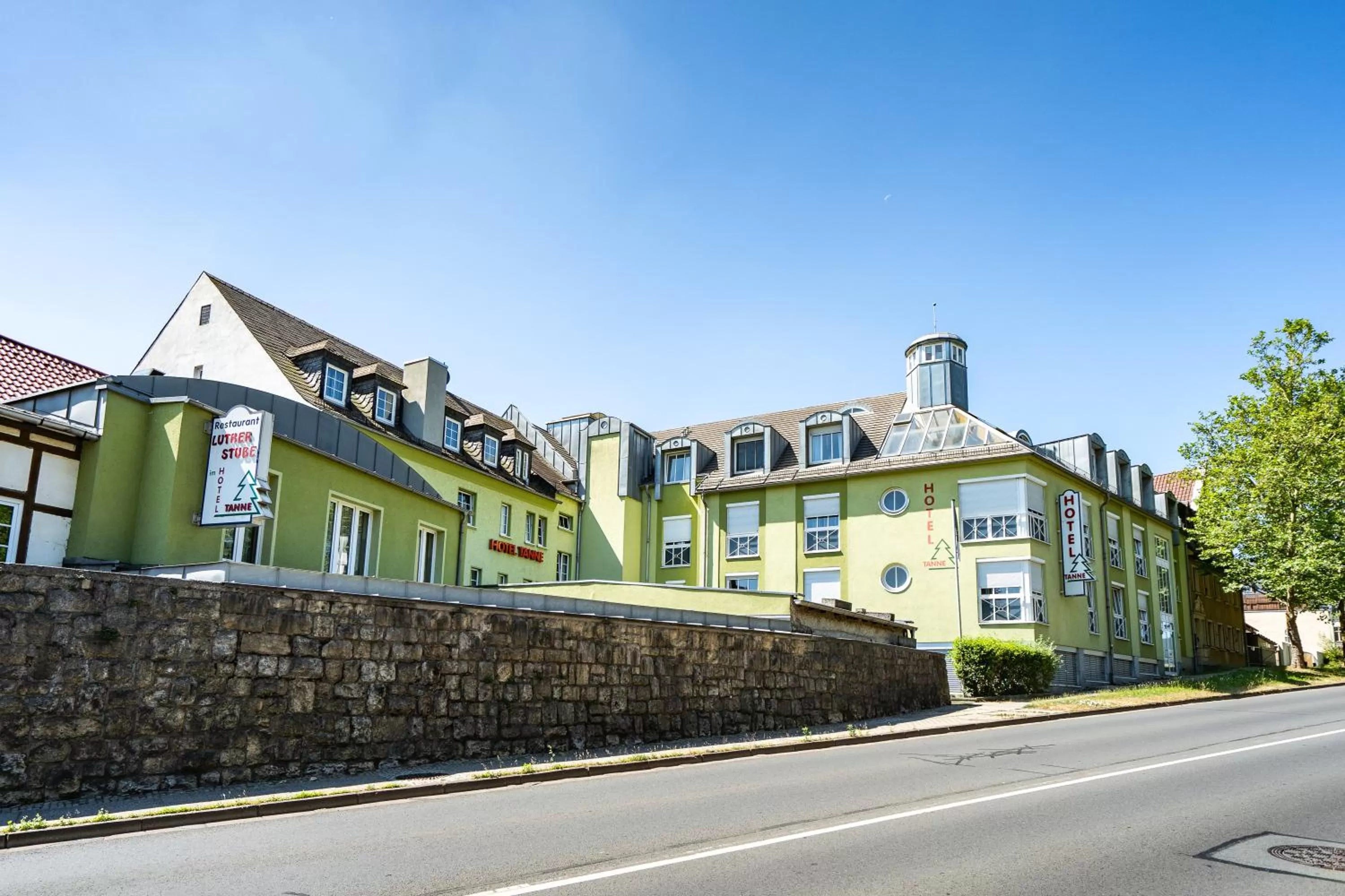 Property building in Hotel Tanne