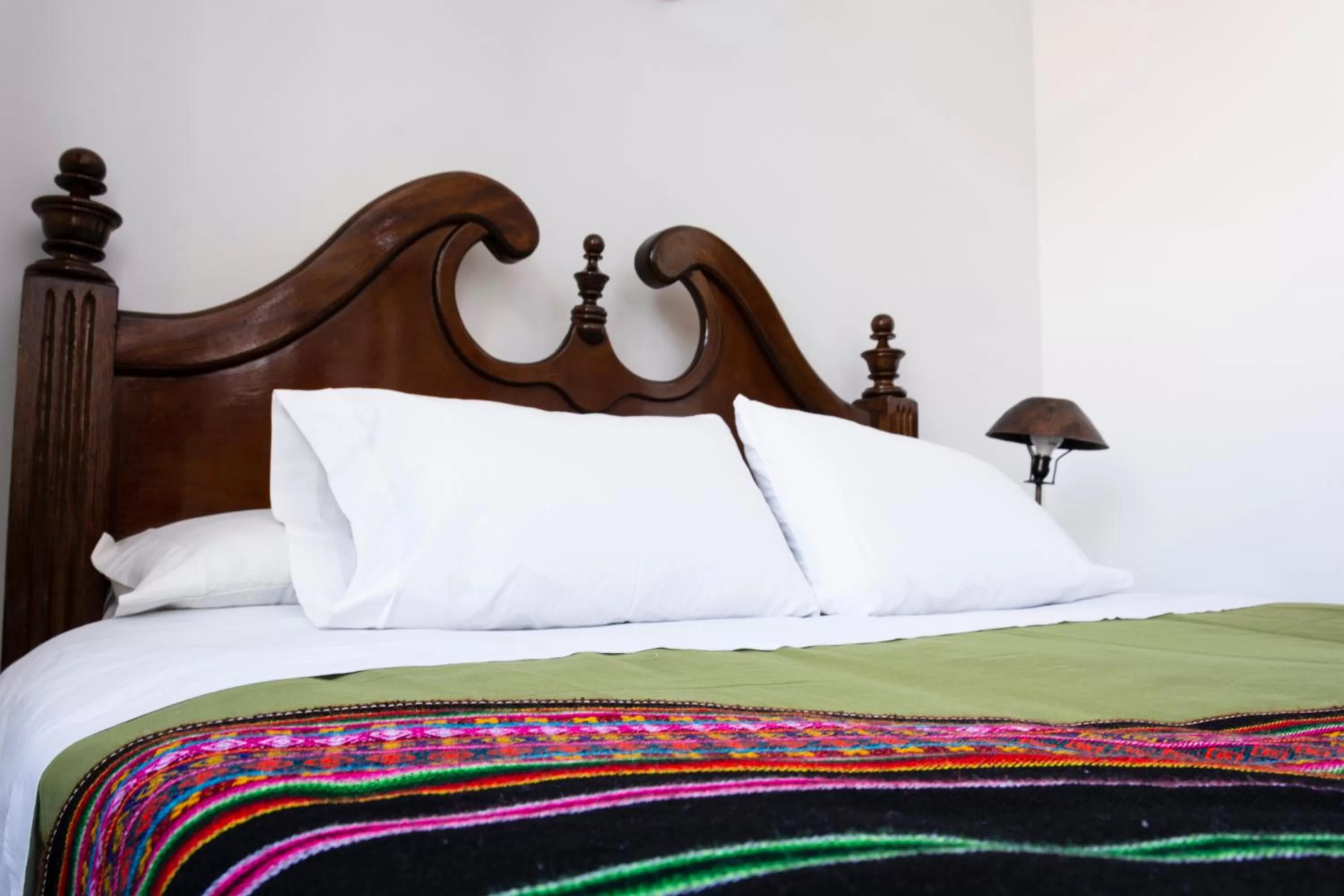 Photo of the whole room, Bed in Inca's Room