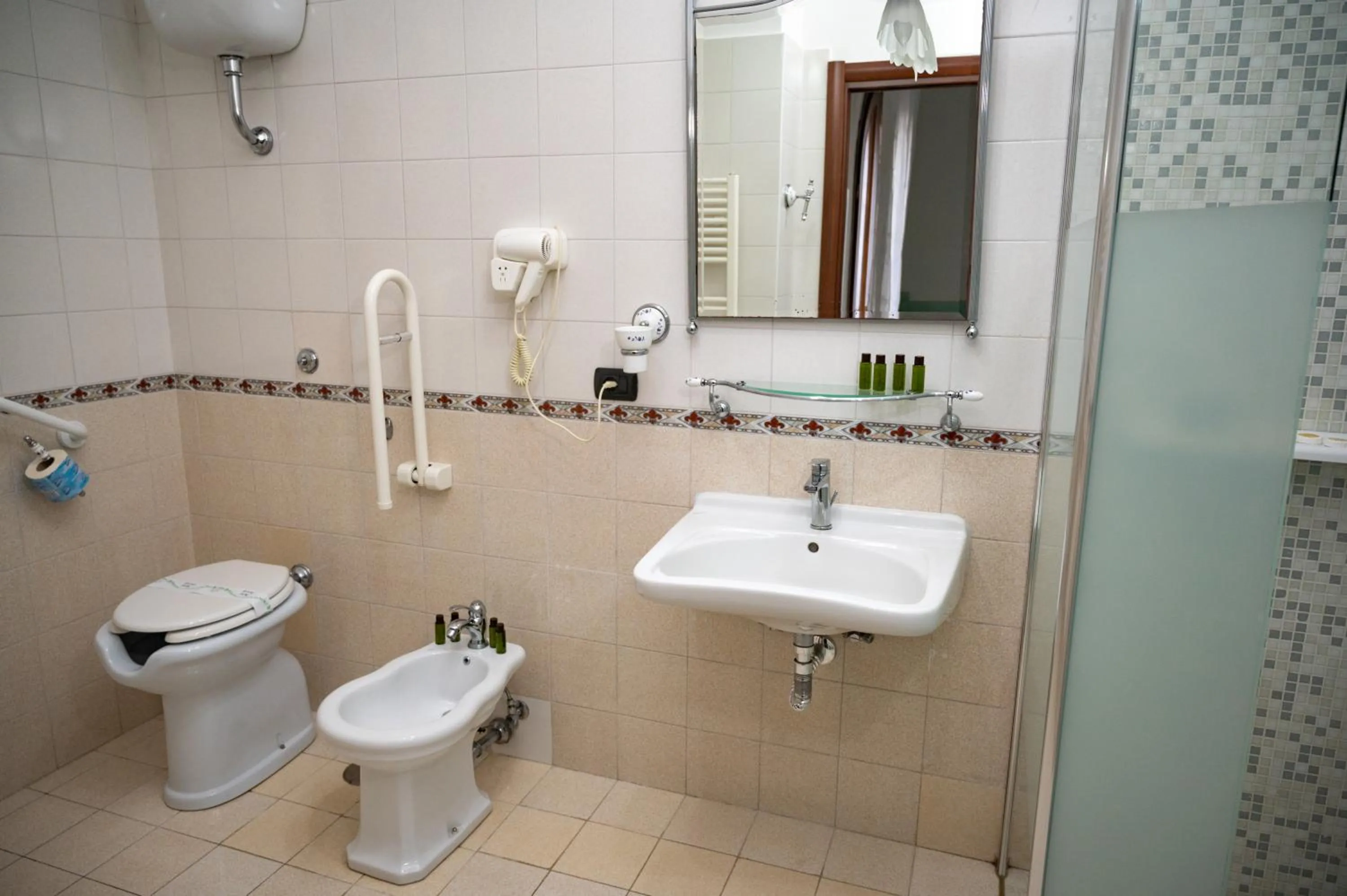 Toilet in Villa Le Zagare Relais & SPA