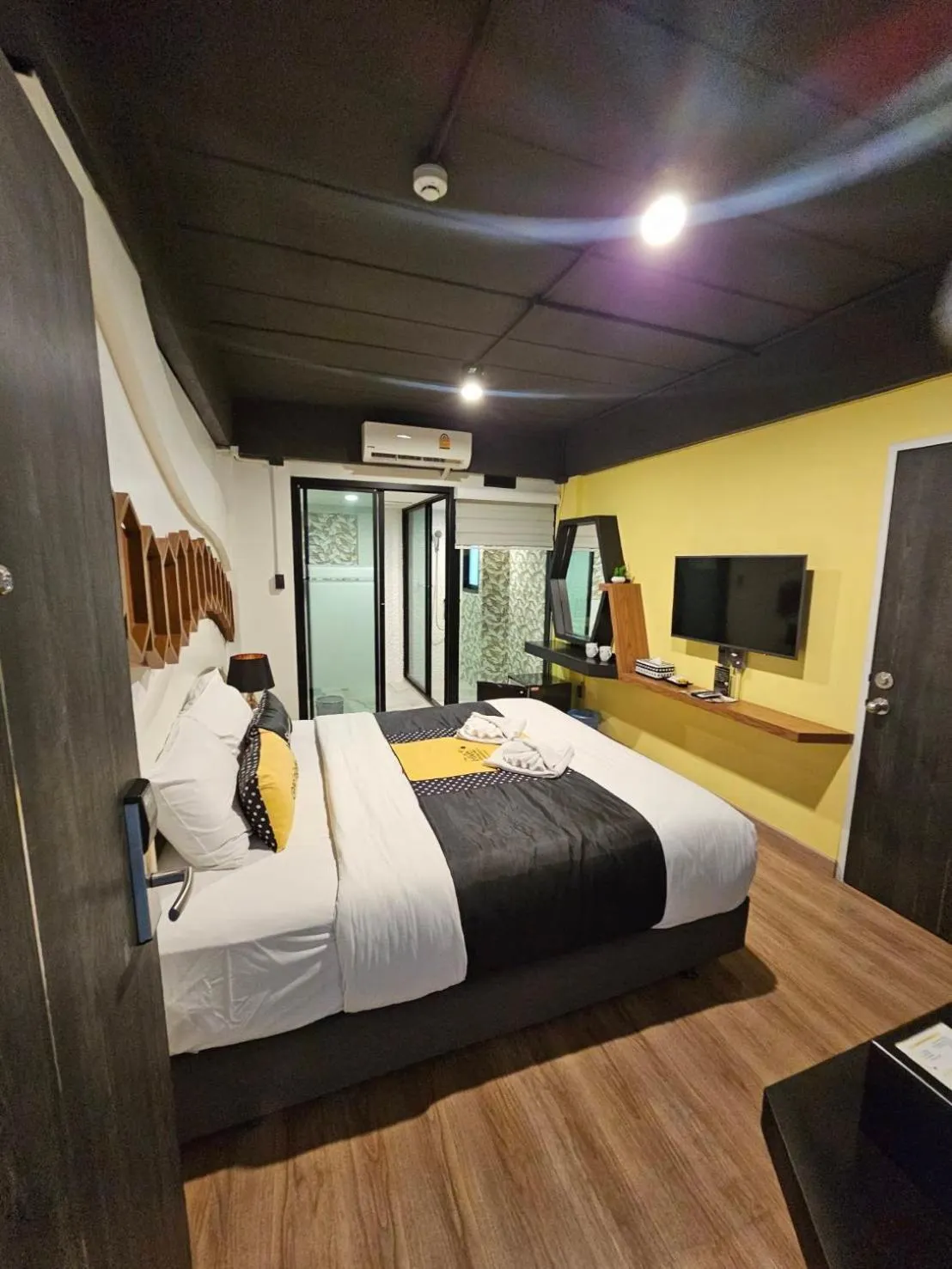 Bed in The Hive Chiang Mai Hotel