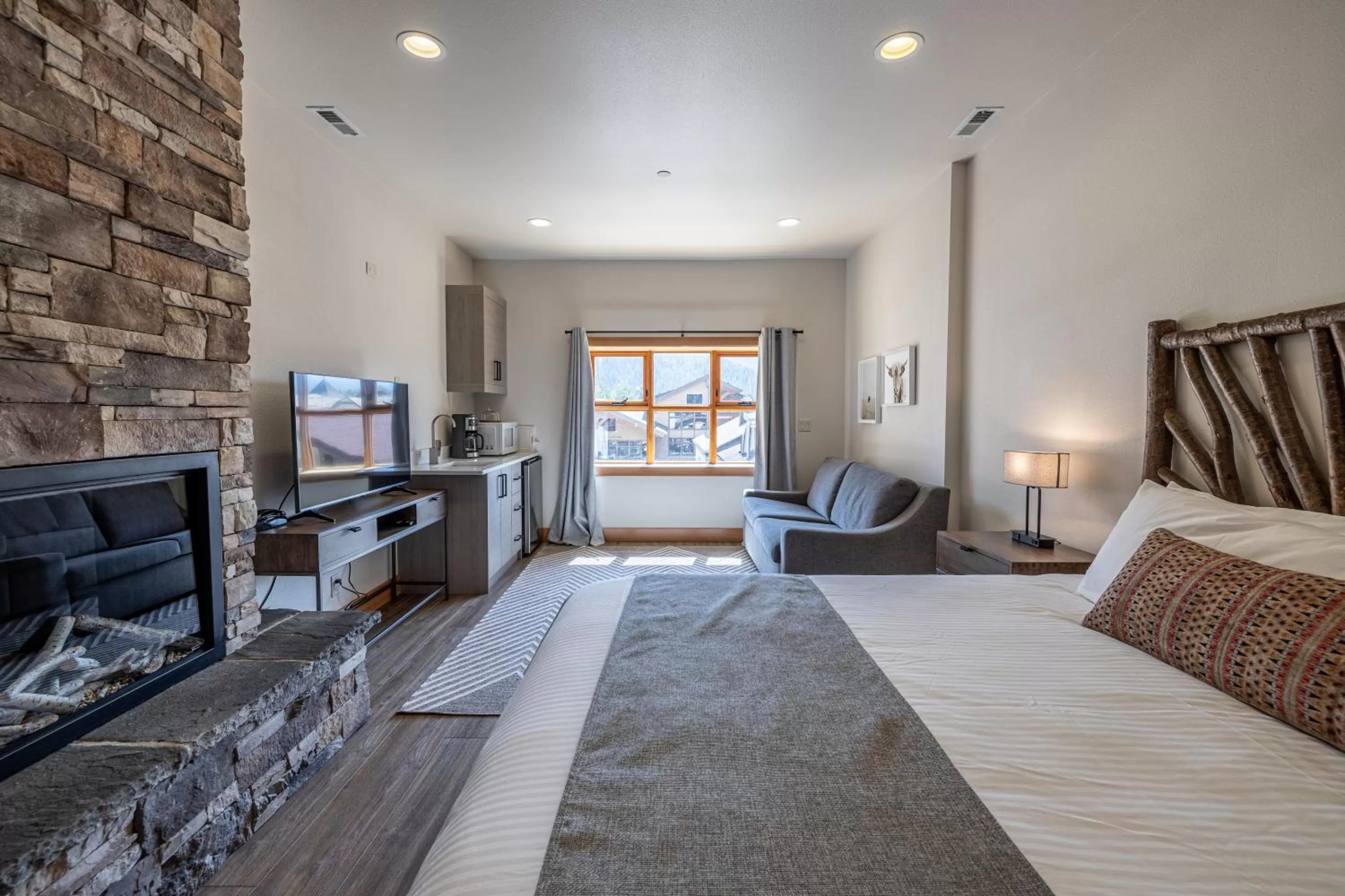 Bedroom, Bed in Alpen Dorf Pension