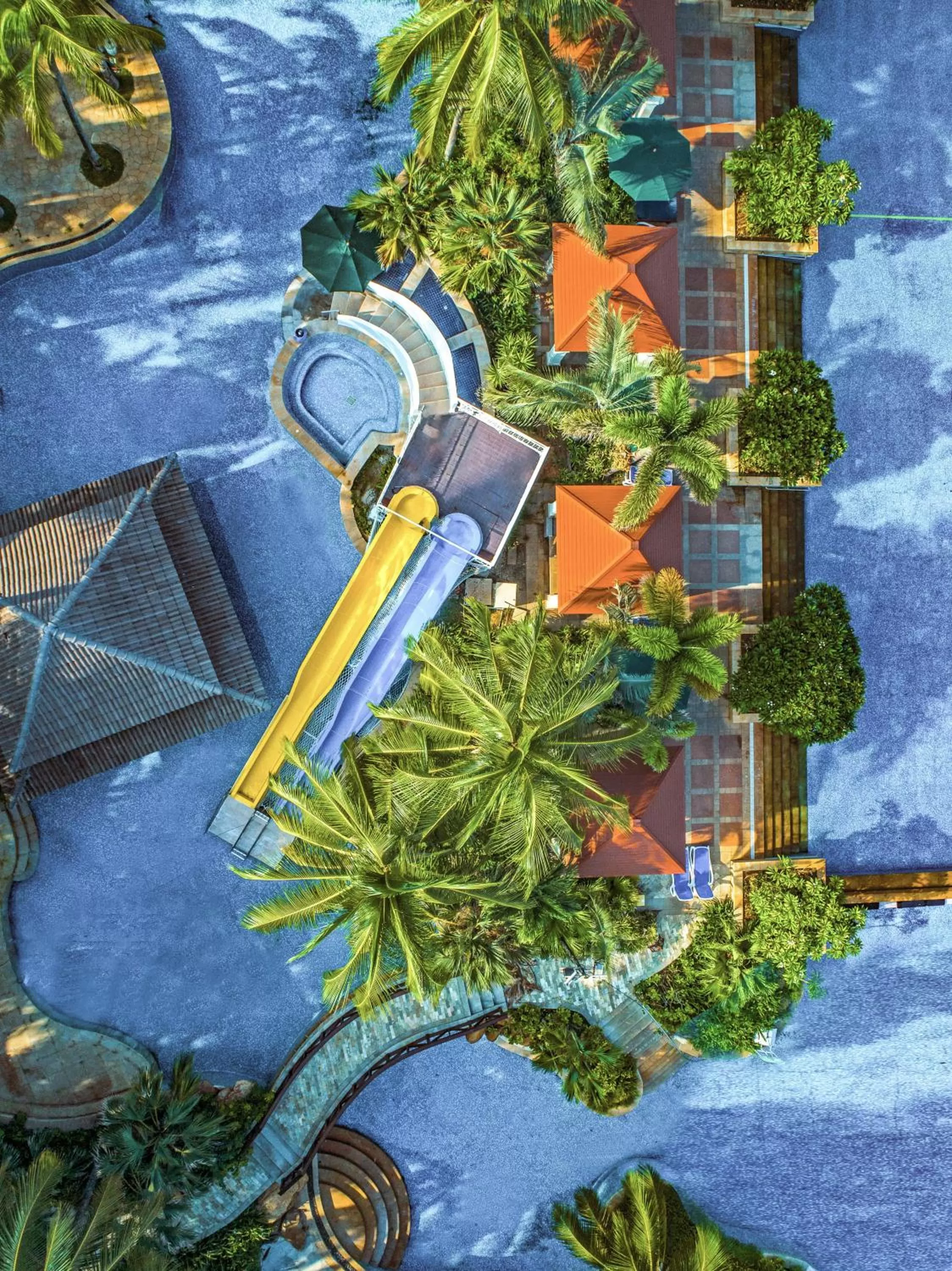 Pool view in Sheraton Haikou Hotel