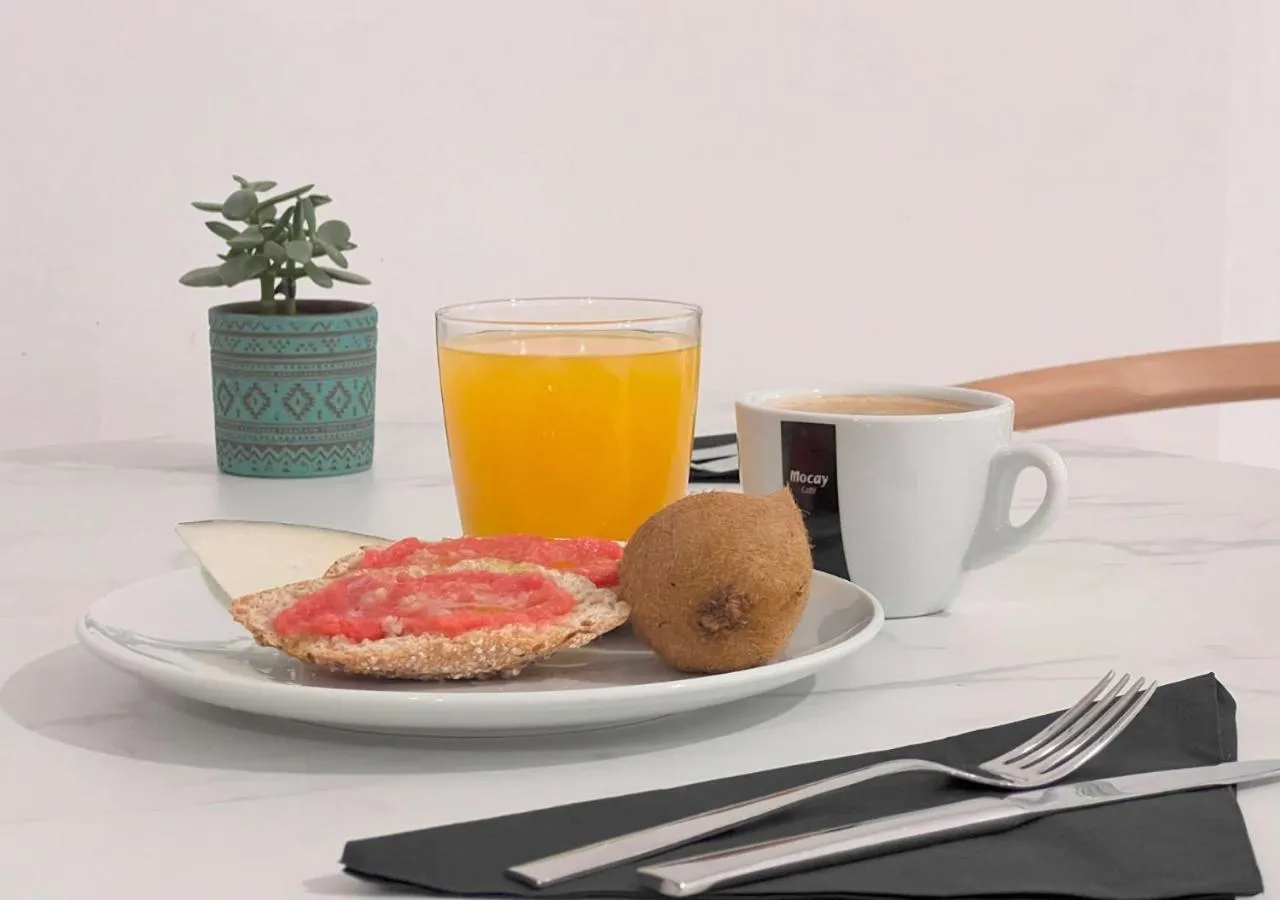 Breakfast in Alfons Hotel