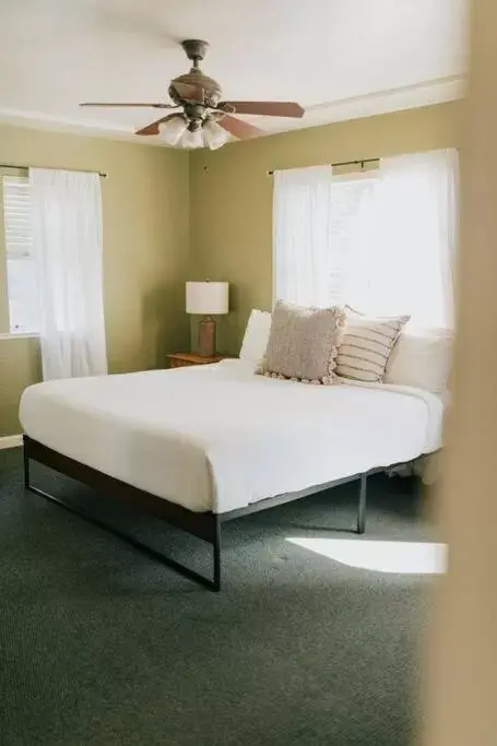 Bungalow in The Long Barn Lodge Bungalow in The Long Barn Lodge