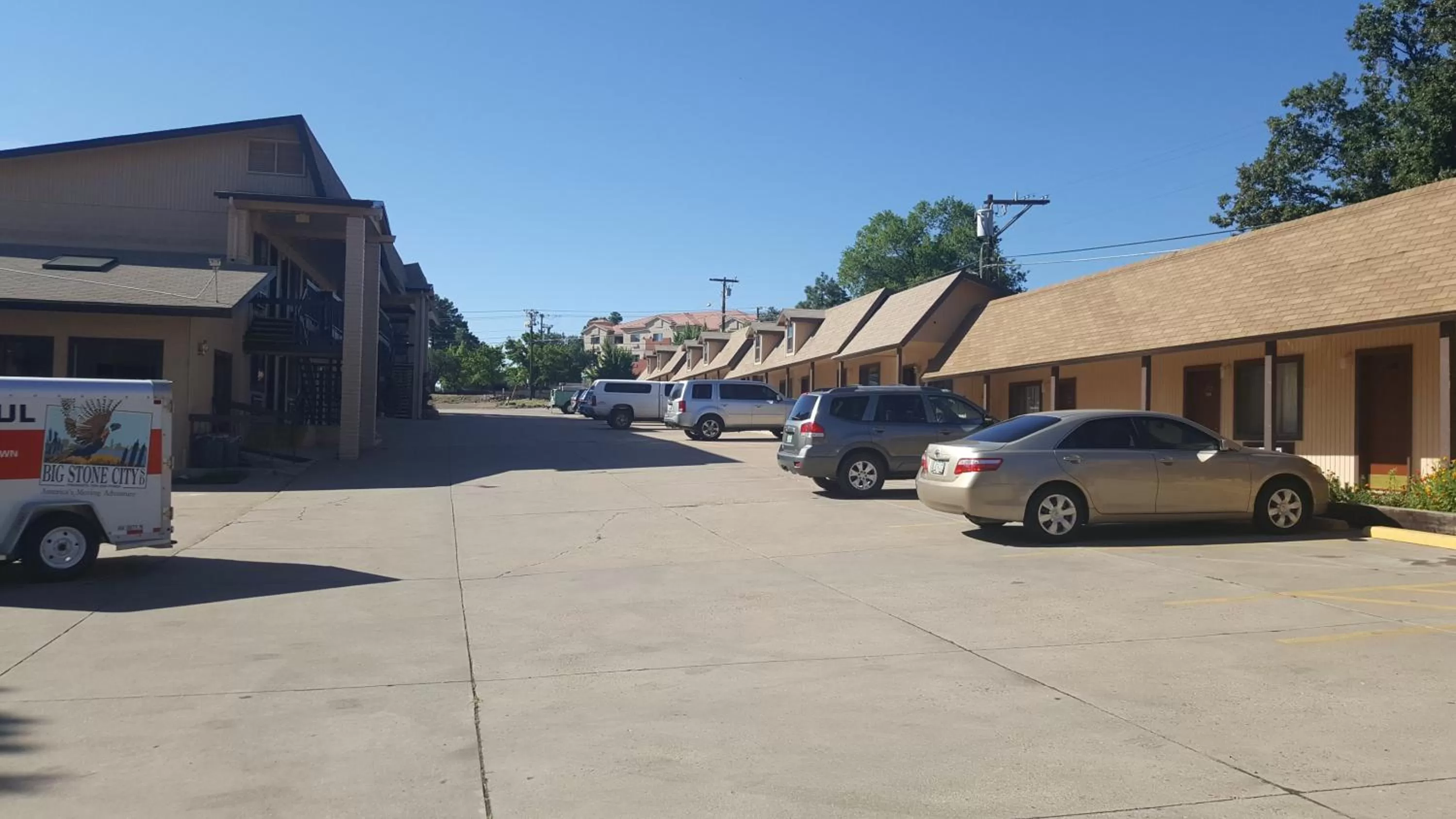 The KC Motel Show Low