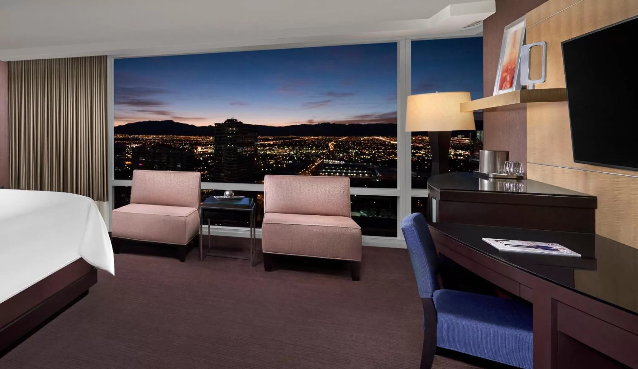 Photo of the whole room, Bed in ARIA Resort & Casino