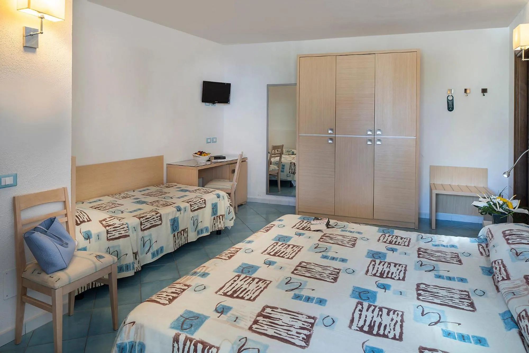 Photo of the whole room, Bed in Hotel Terme Royal Palm