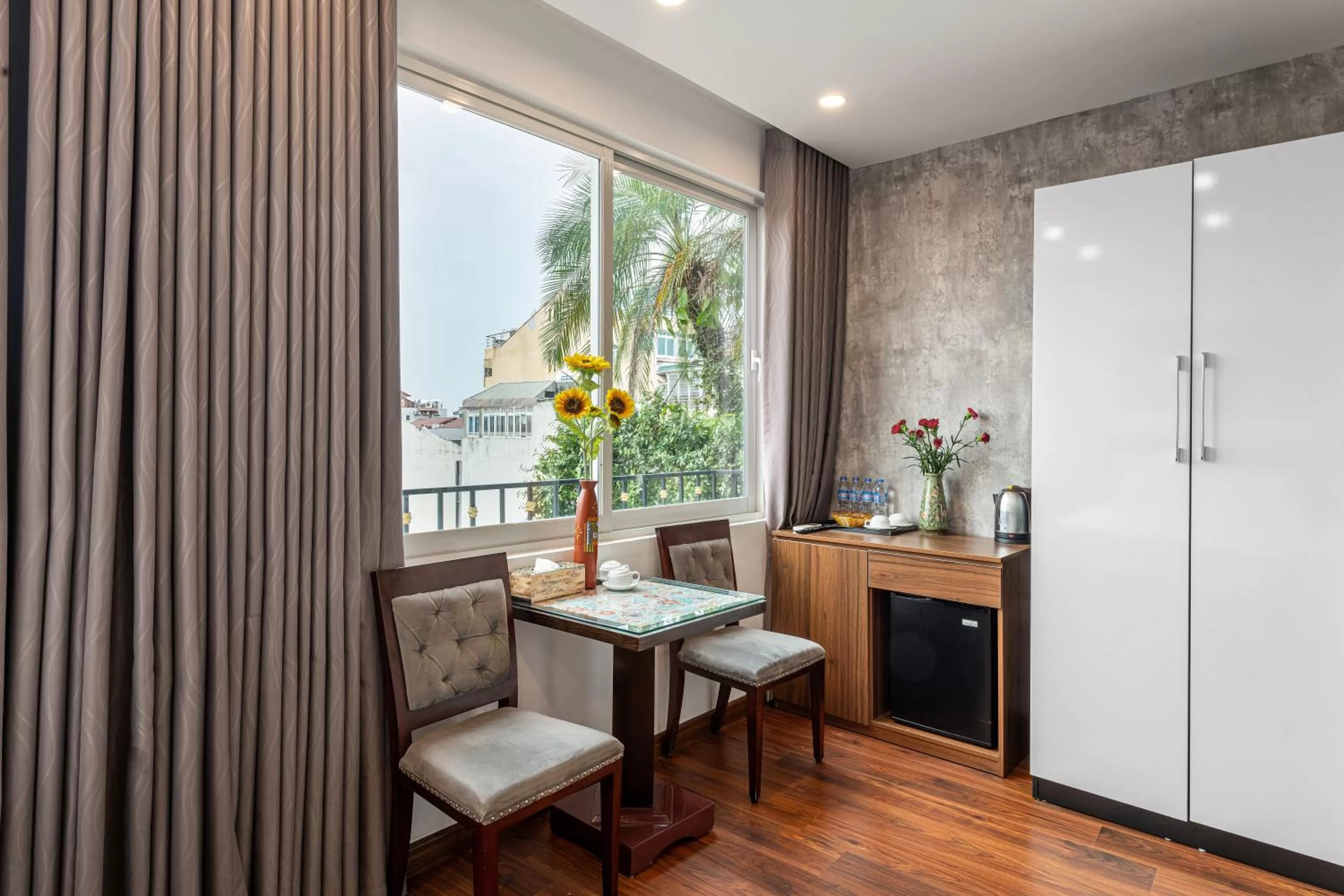 Seating area in Golden Sun Hotel