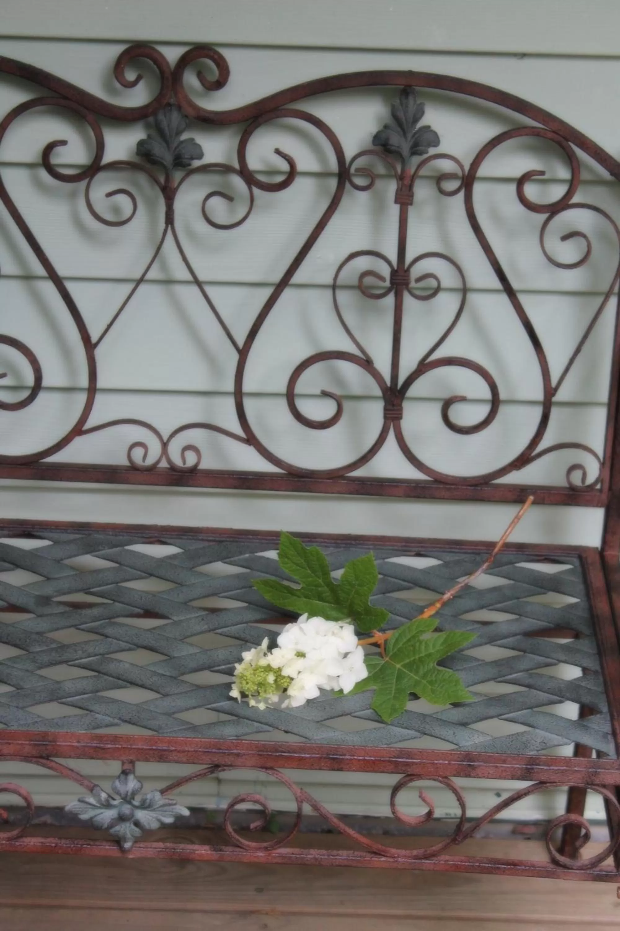 Bed in Hidden Springs Bed and Breakfast