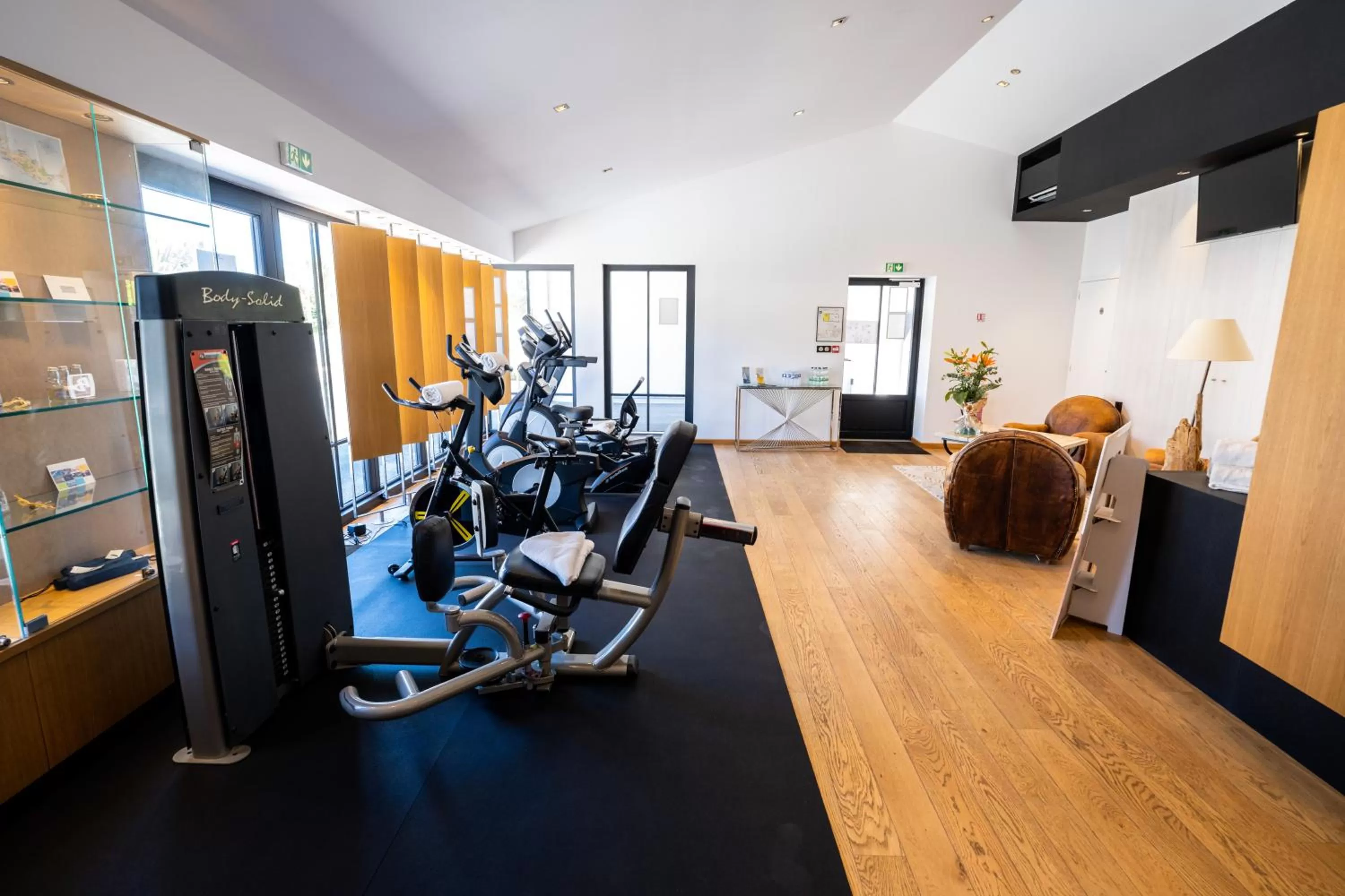 Fitness centre/facilities in Hôtel Restaurant & Spa Plaisir