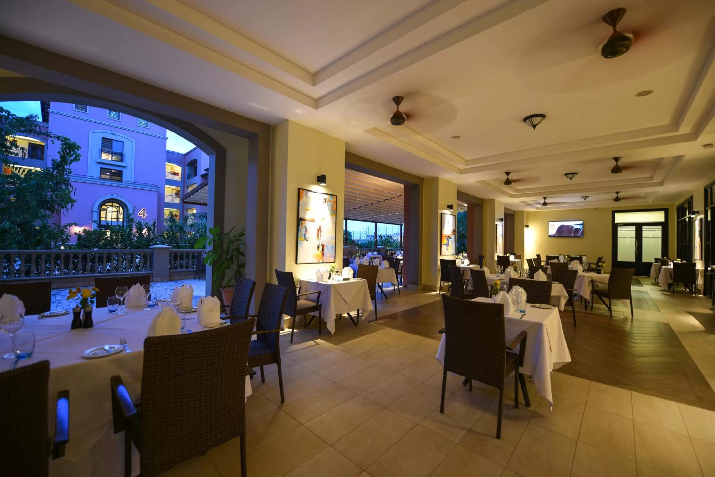 Food and drinks in Mestil Hotel & Residences