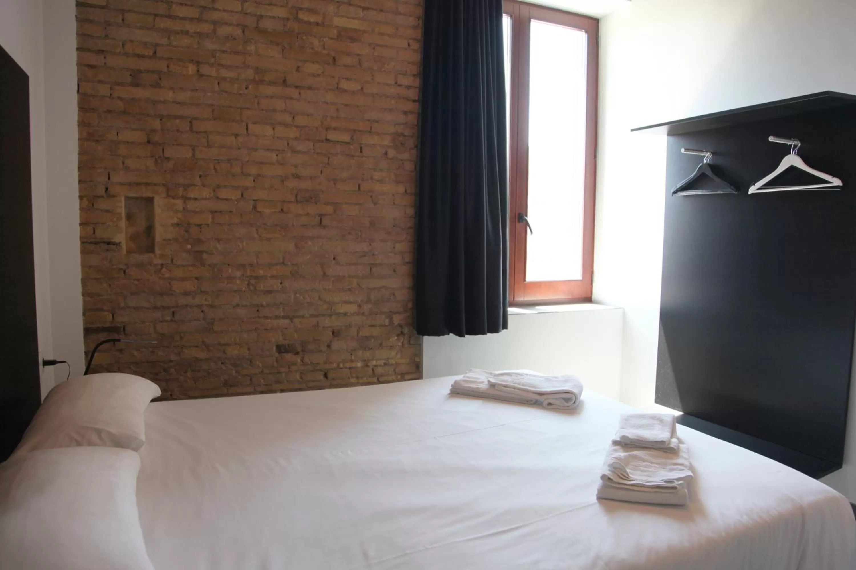 Bed in Soho Valencia