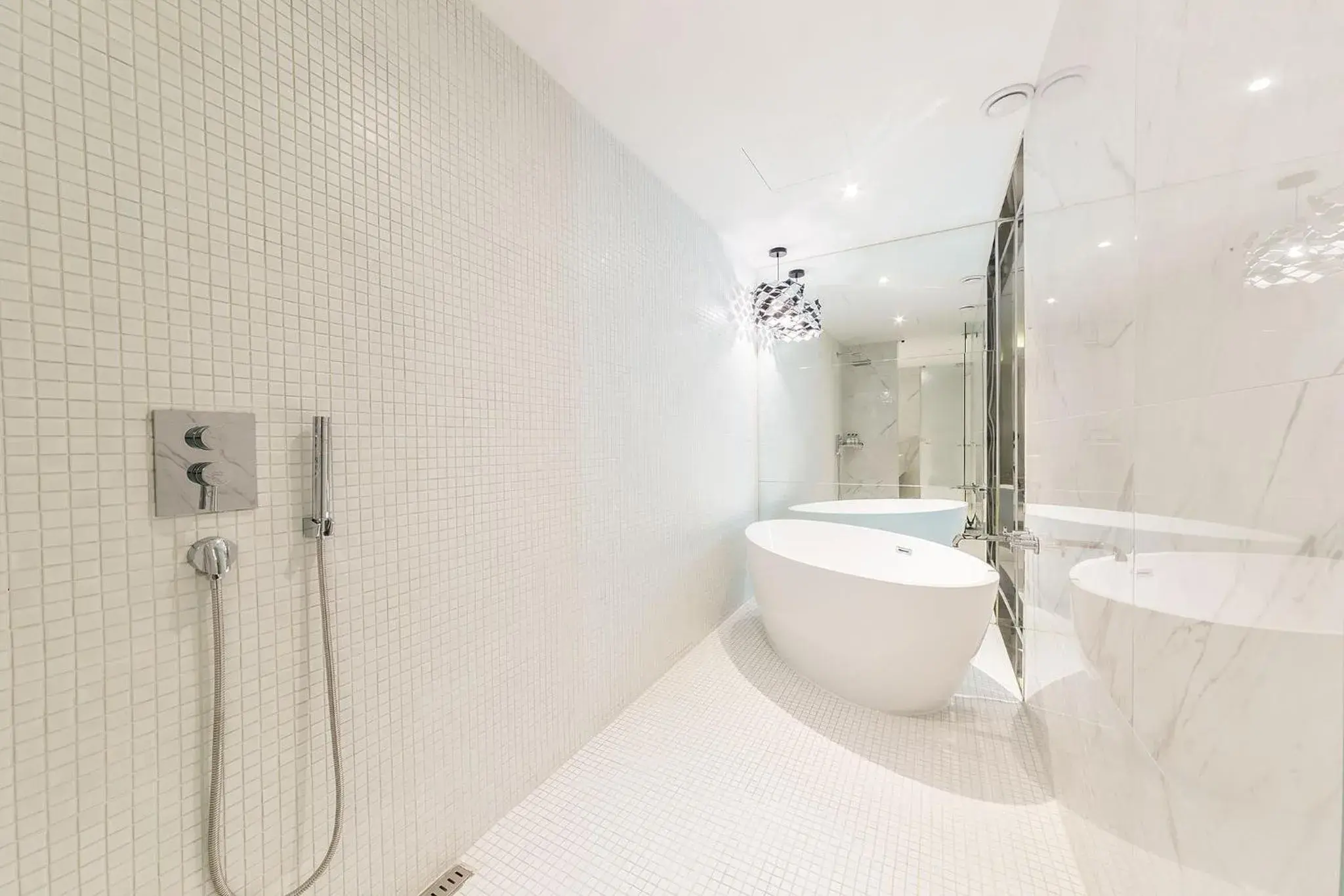 Deluxe Twin Room in Amare Deluxe Twin Room in Amare