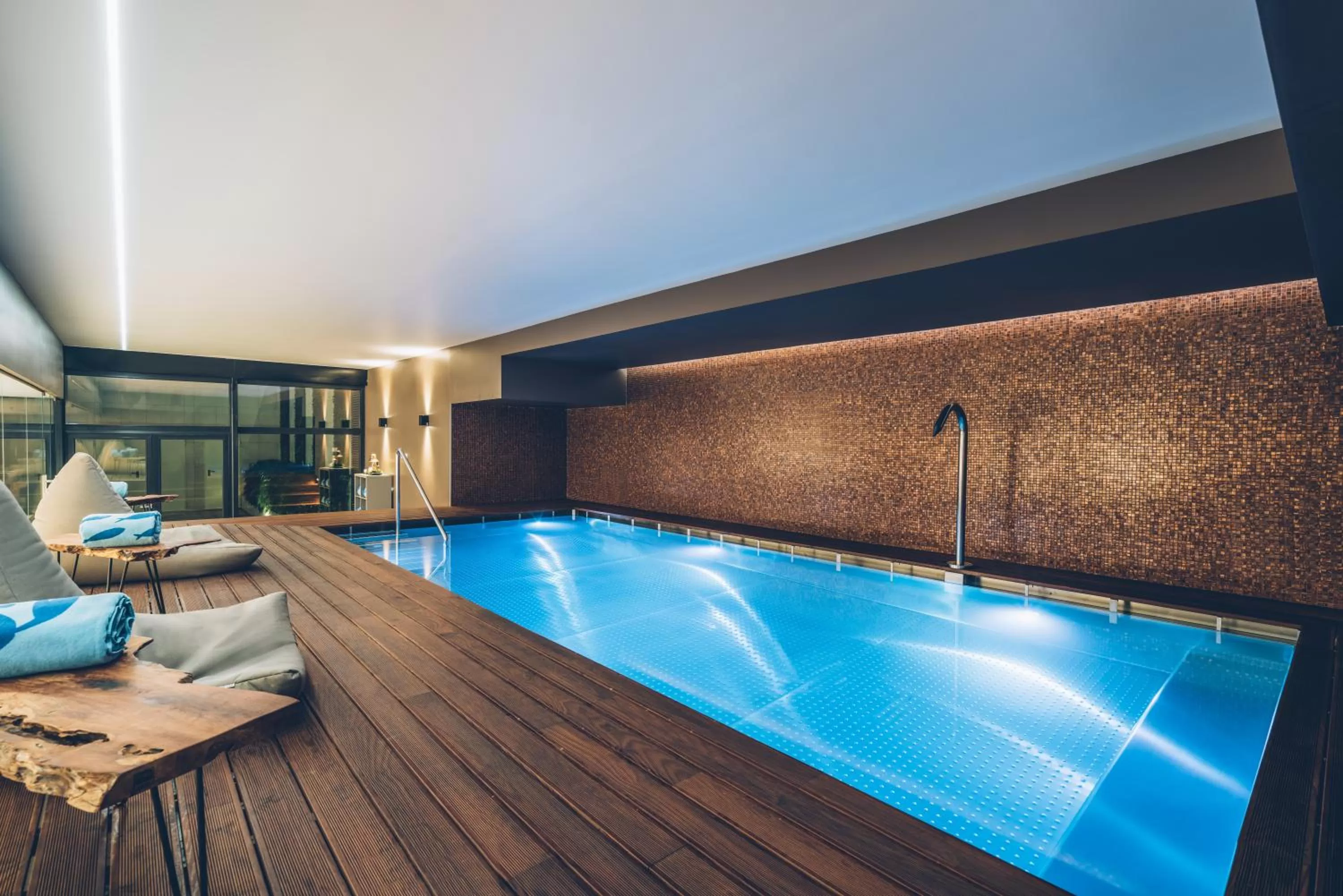 Swimming pool in Iberostar Selection Lisboa