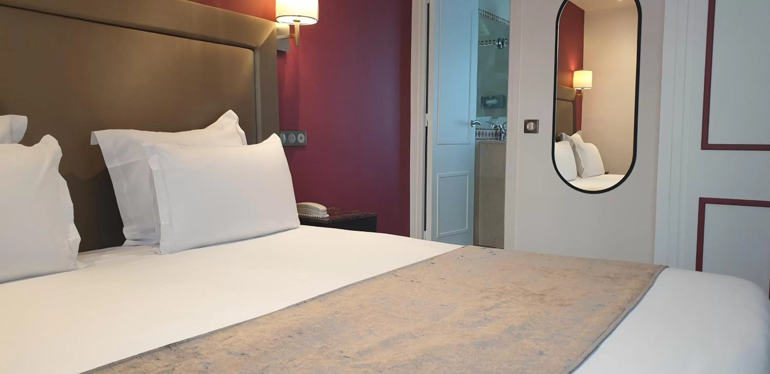 Bedroom, Bed in Acacias Etoile