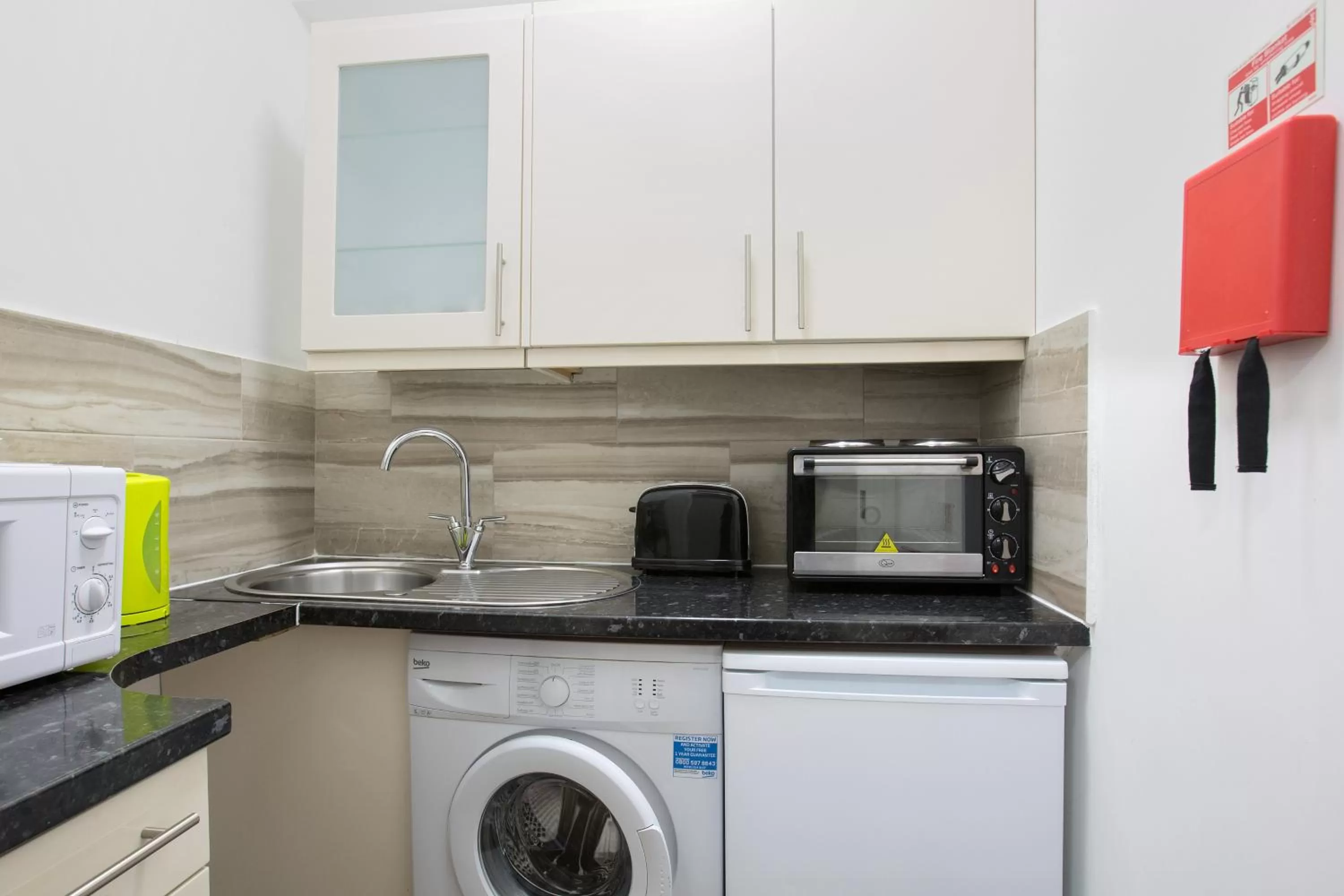 Kitchen or kitchenette in Central Hoxton Shoreditch