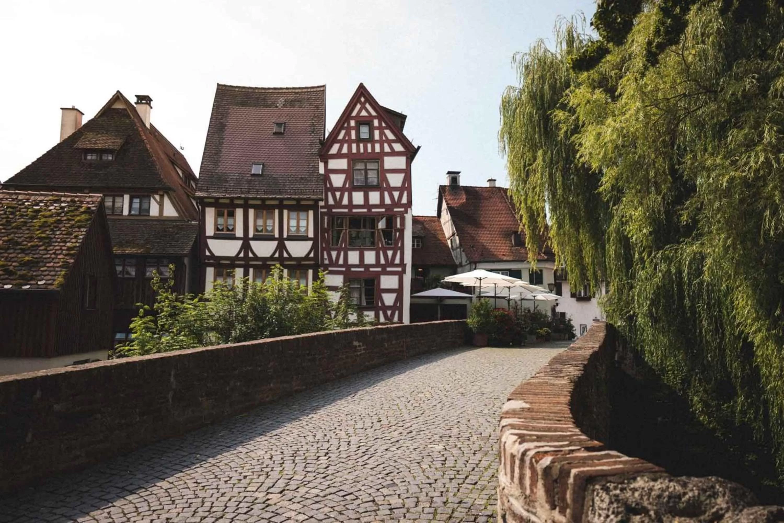 Facade/entrance, Property Building in Ulmer Münster Hotel