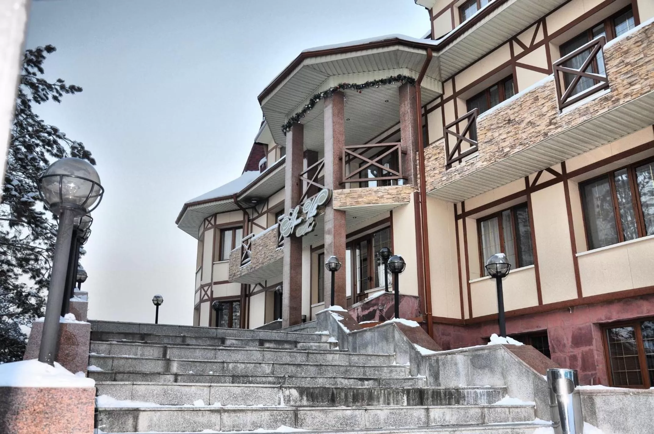 Facade/entrance, Winter in Alpen Ville