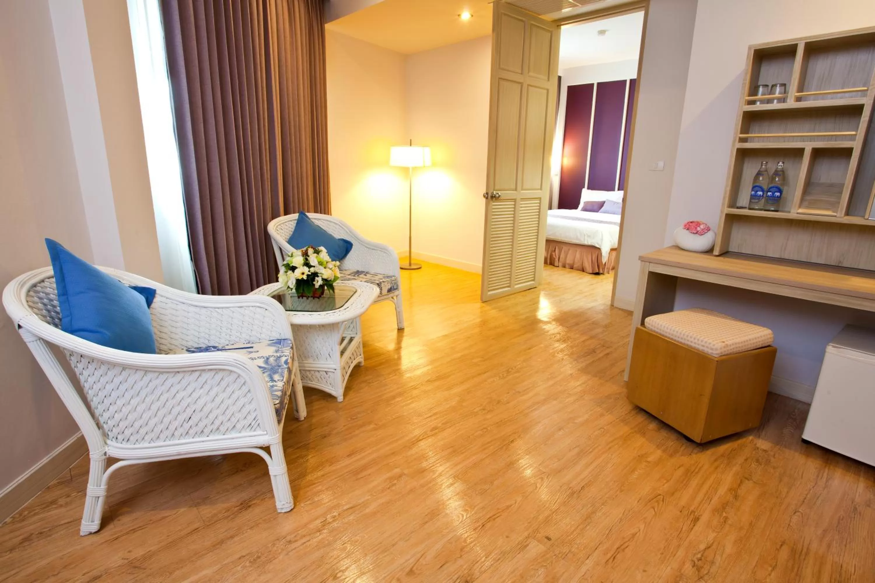 Living room, Bed in Trang Hotel Bangkok - SHA Plus