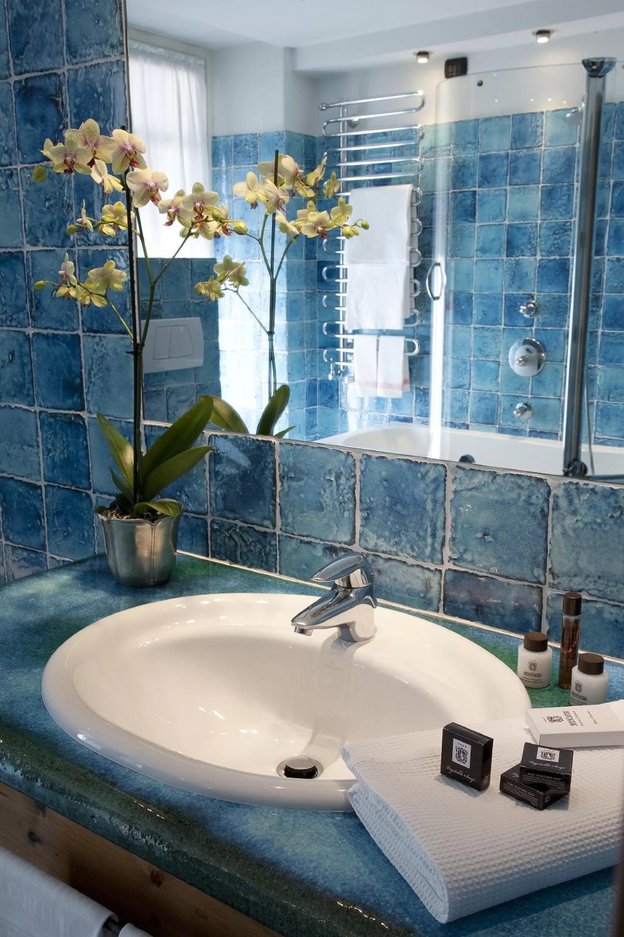 Bathroom in Hotel Cortina