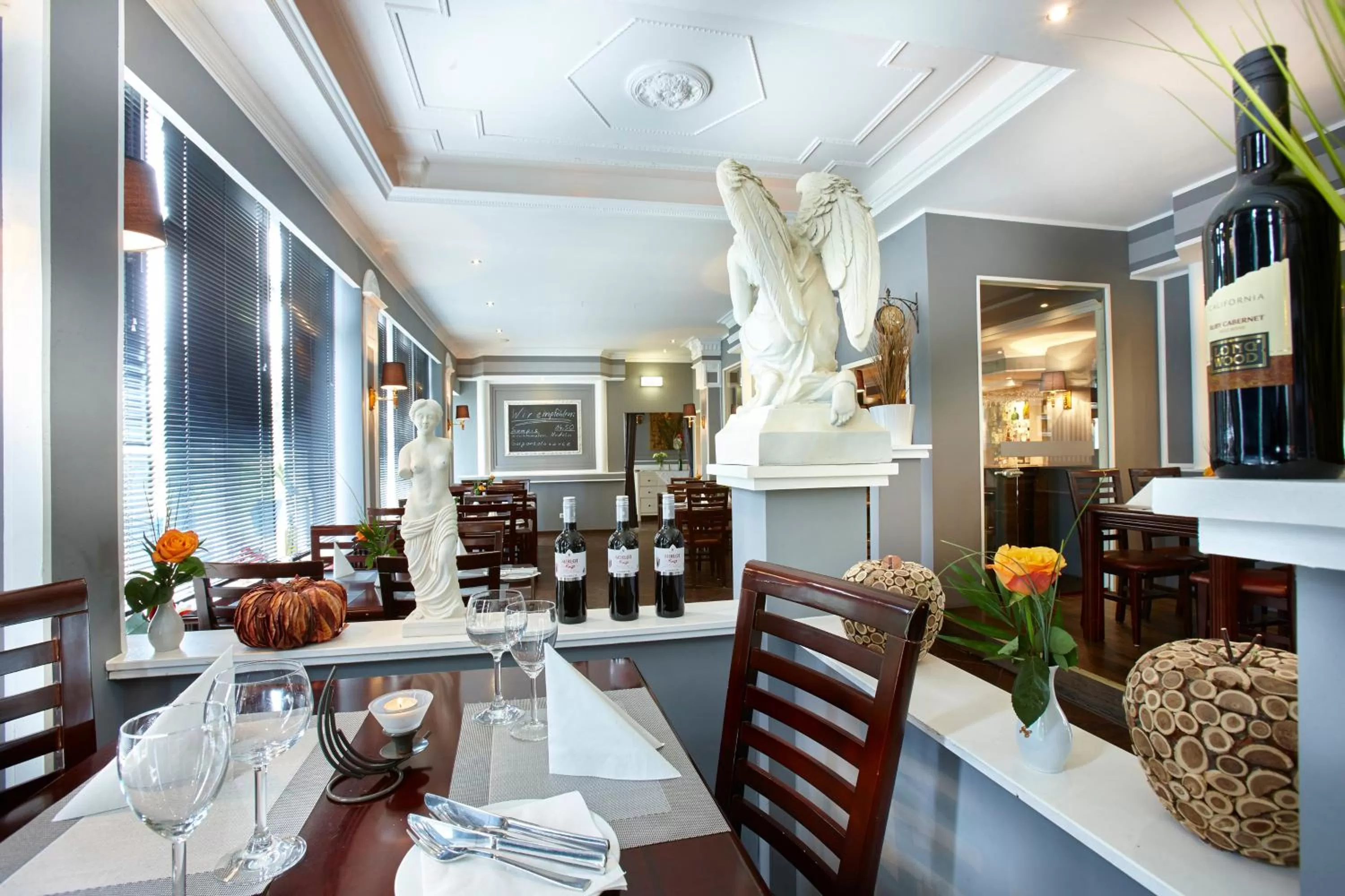 Restaurant/places to eat in Hotel Plöner See by Tulip Inn