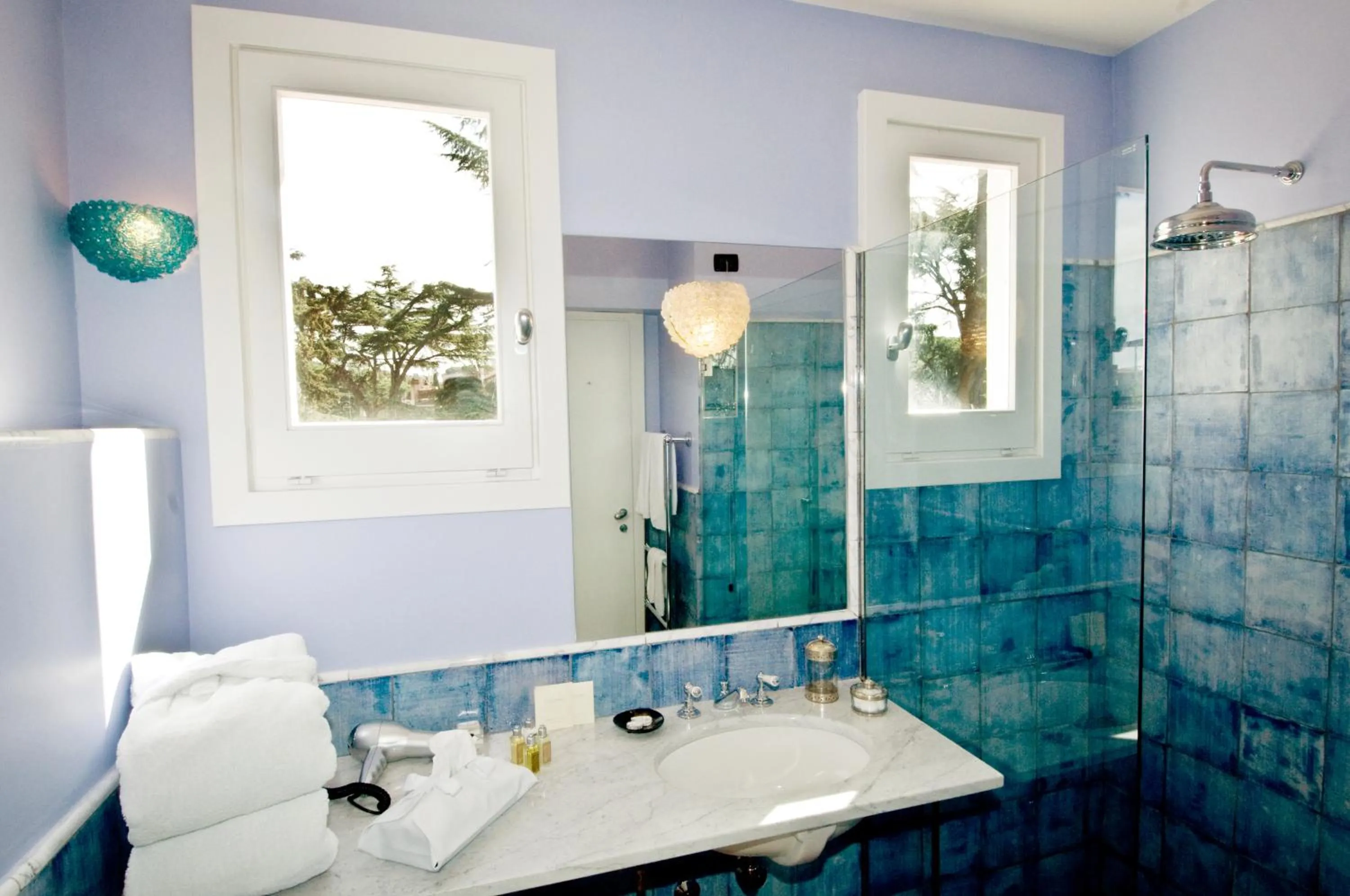 Bathroom in Hotel Villa Linneo