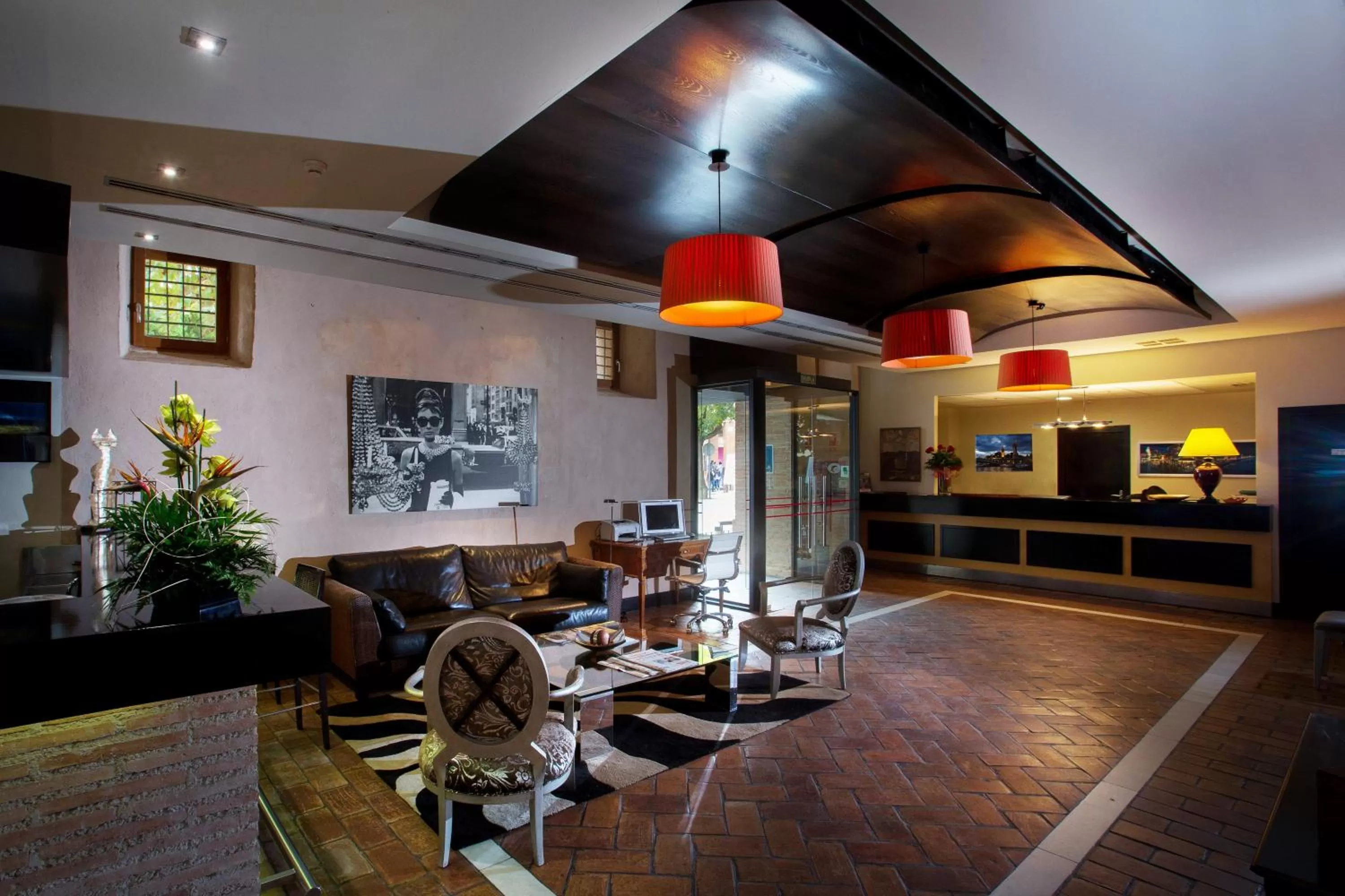 Lounge or bar in Hotel Monasterio Benedictino