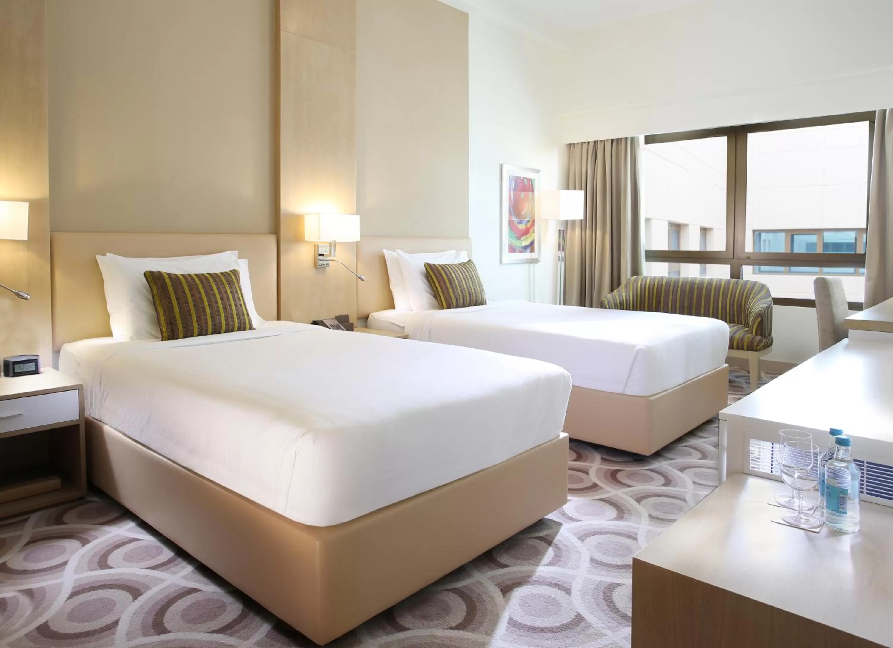 Bed in Metropolitan Hotel Dubai