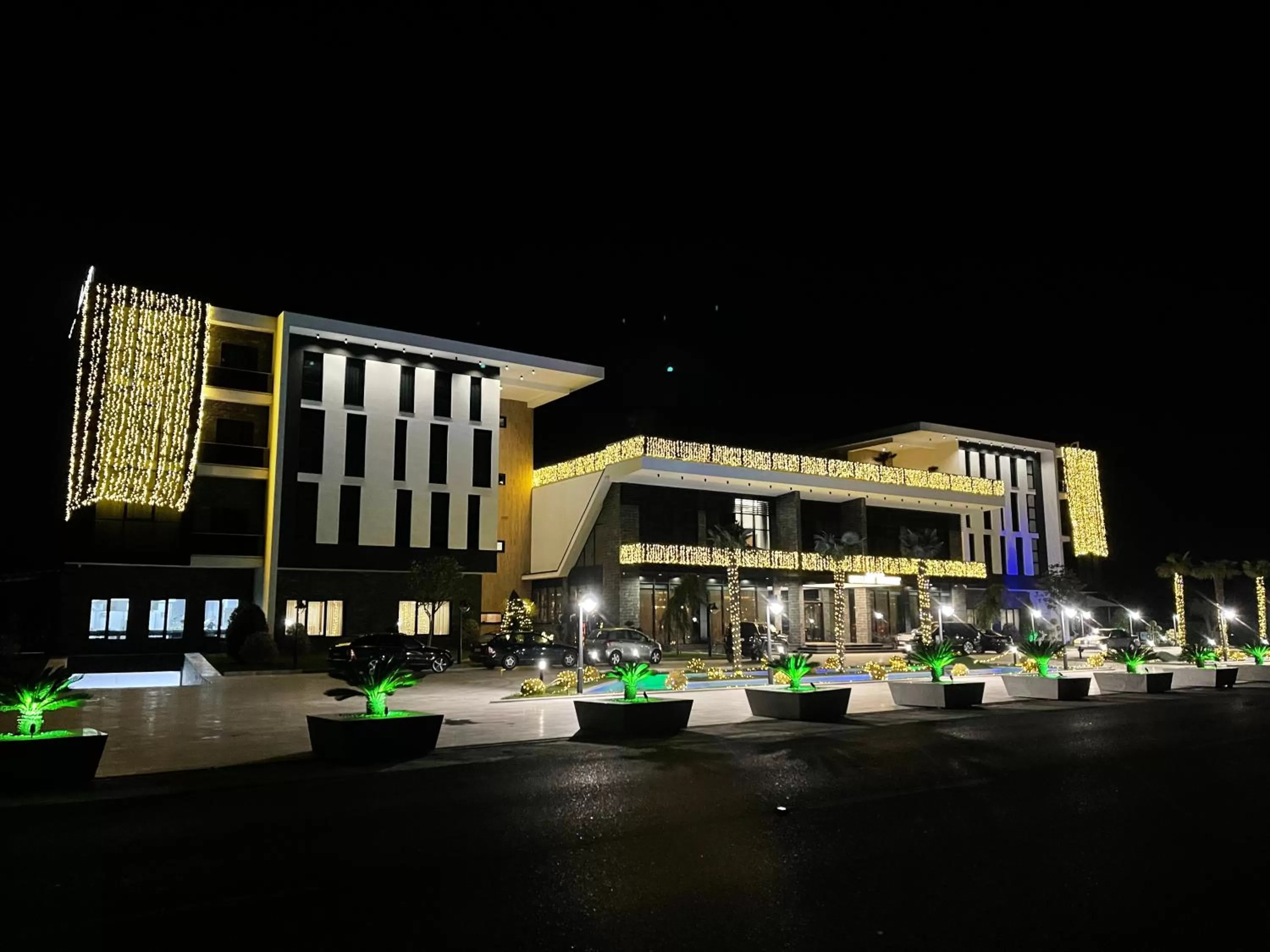 Property Building in Deluxe Resort and SPA