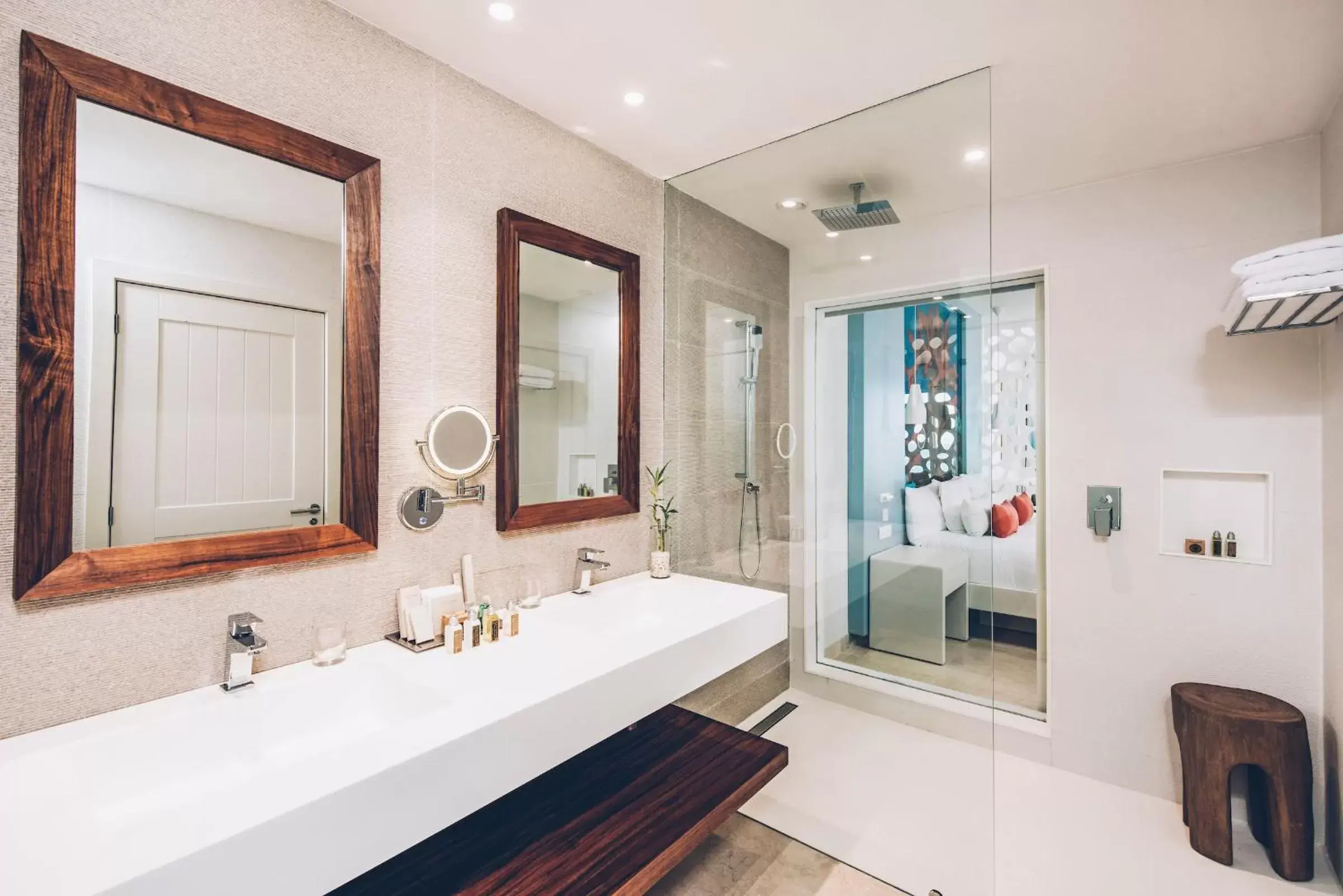 Junior Suite Ocean Front (1 Adult) in Coral Level at Iberostar Selection Cancun Junior Suite Ocean Front (1 Adult) in Coral Level at Iberostar Selection Cancun