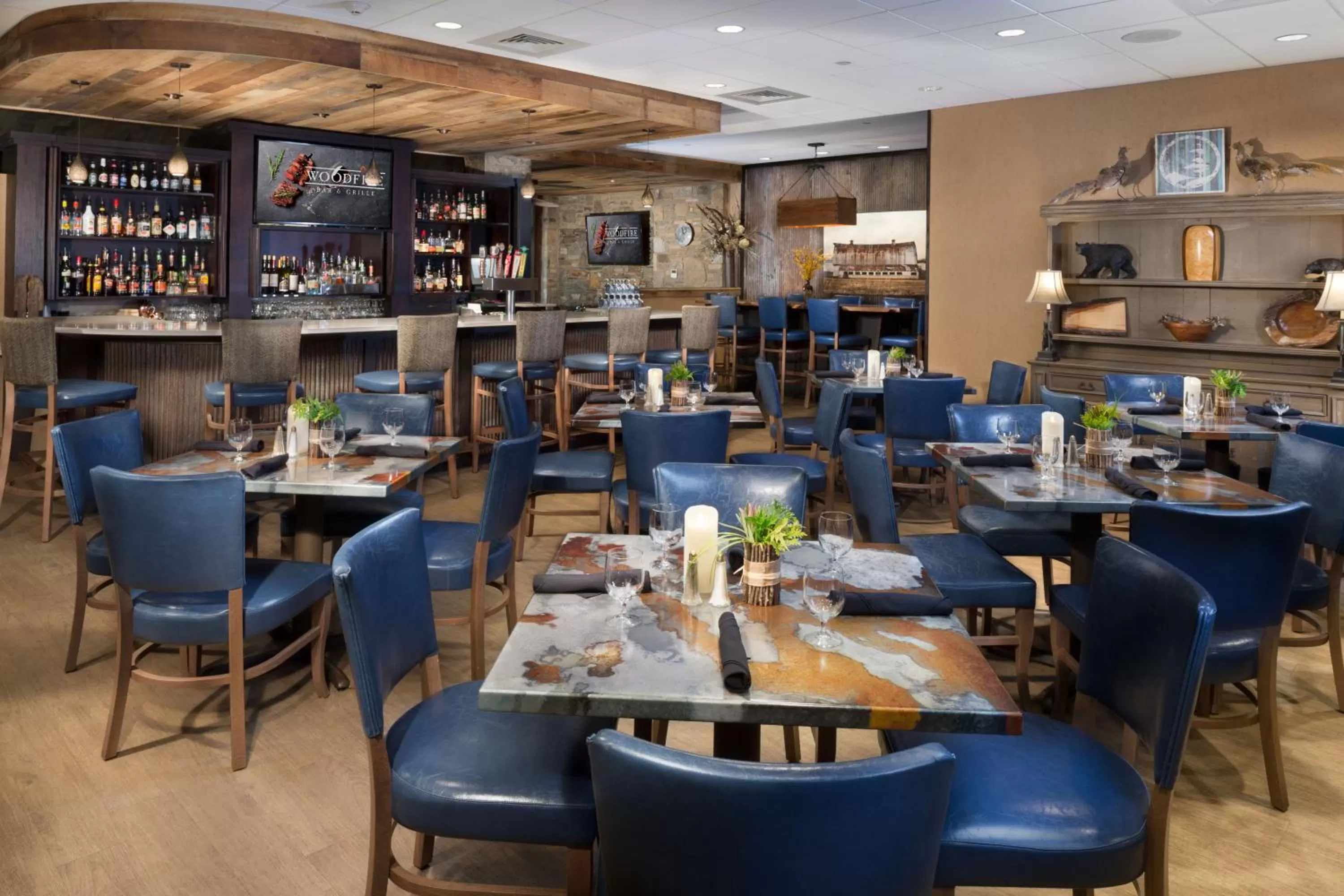 Restaurant/places to eat in Holiday Inn Asheville East-Blue Ridge Pkwy by IHG