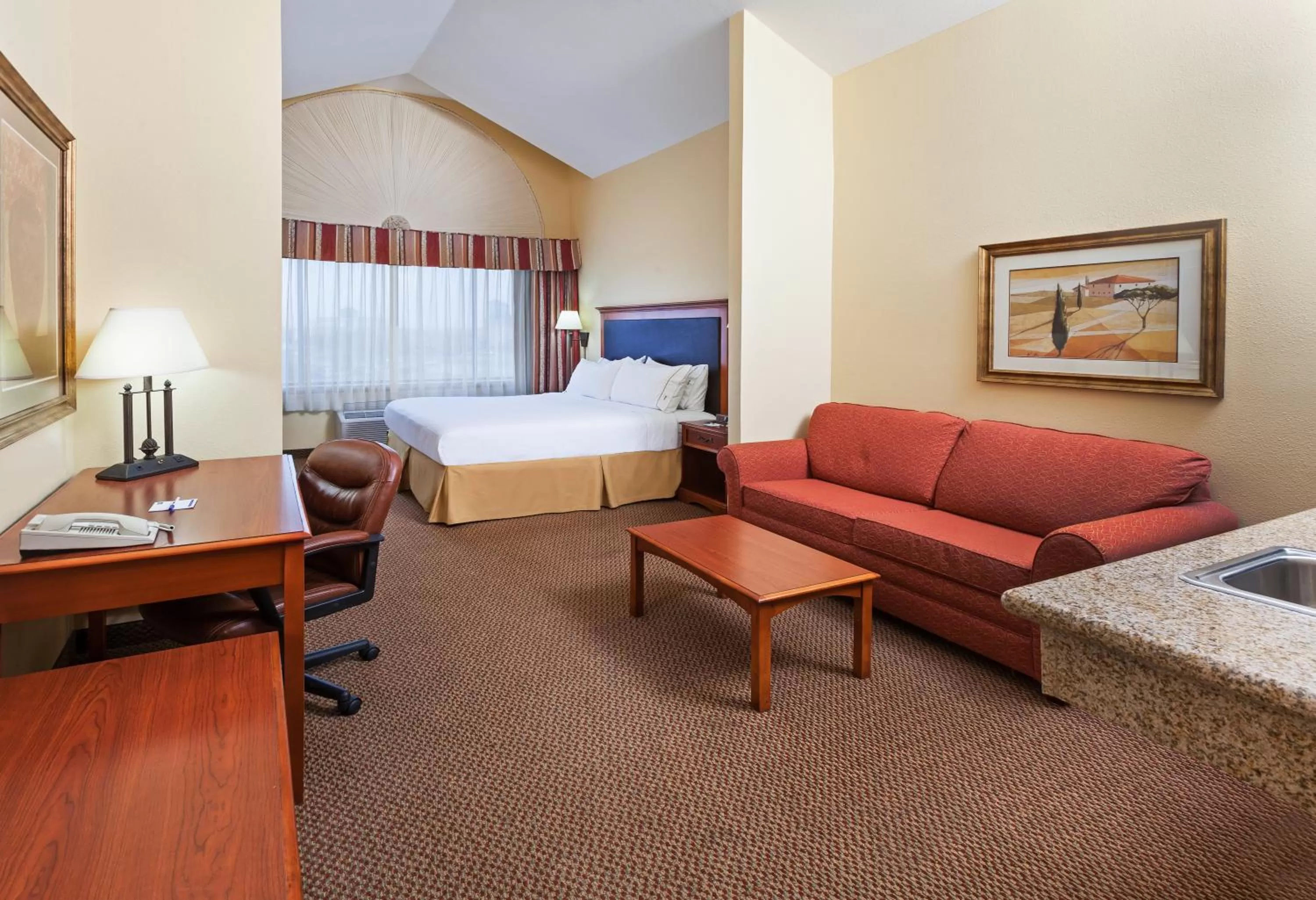 Photo of the whole room, Bed in Holiday Inn Express & Suites - Laredo-Event Center Area by IHG