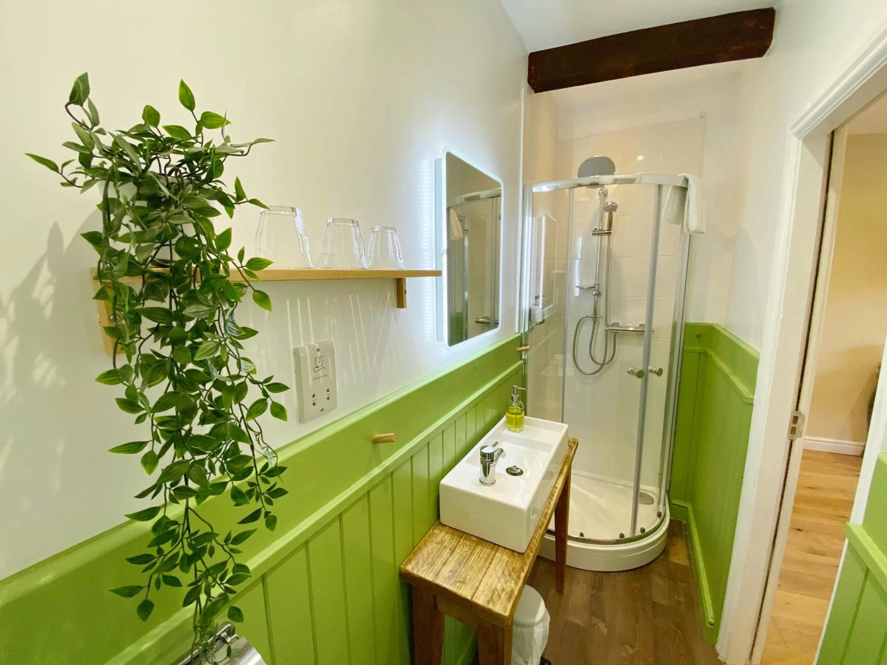 Bathroom in Riverbanc