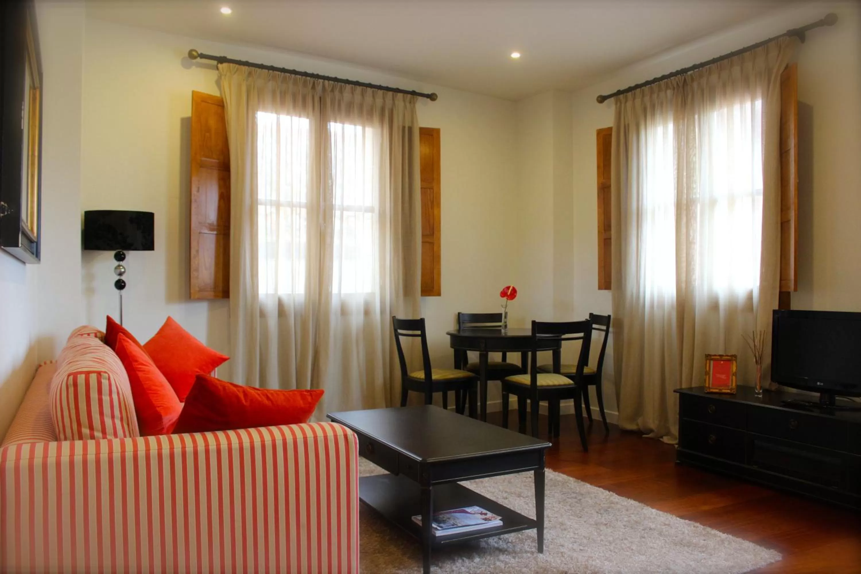 Living room in Smartmonki Sinagoga Entre la Catedral y Zocodover