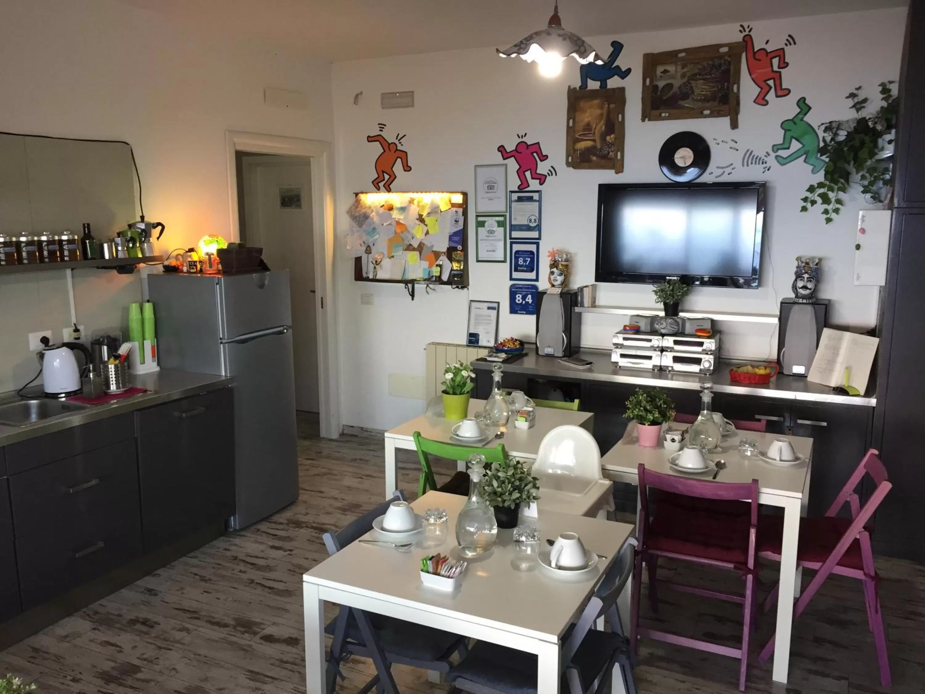 Communal kitchen in B&B La Terrazza Sul Mare Taormina