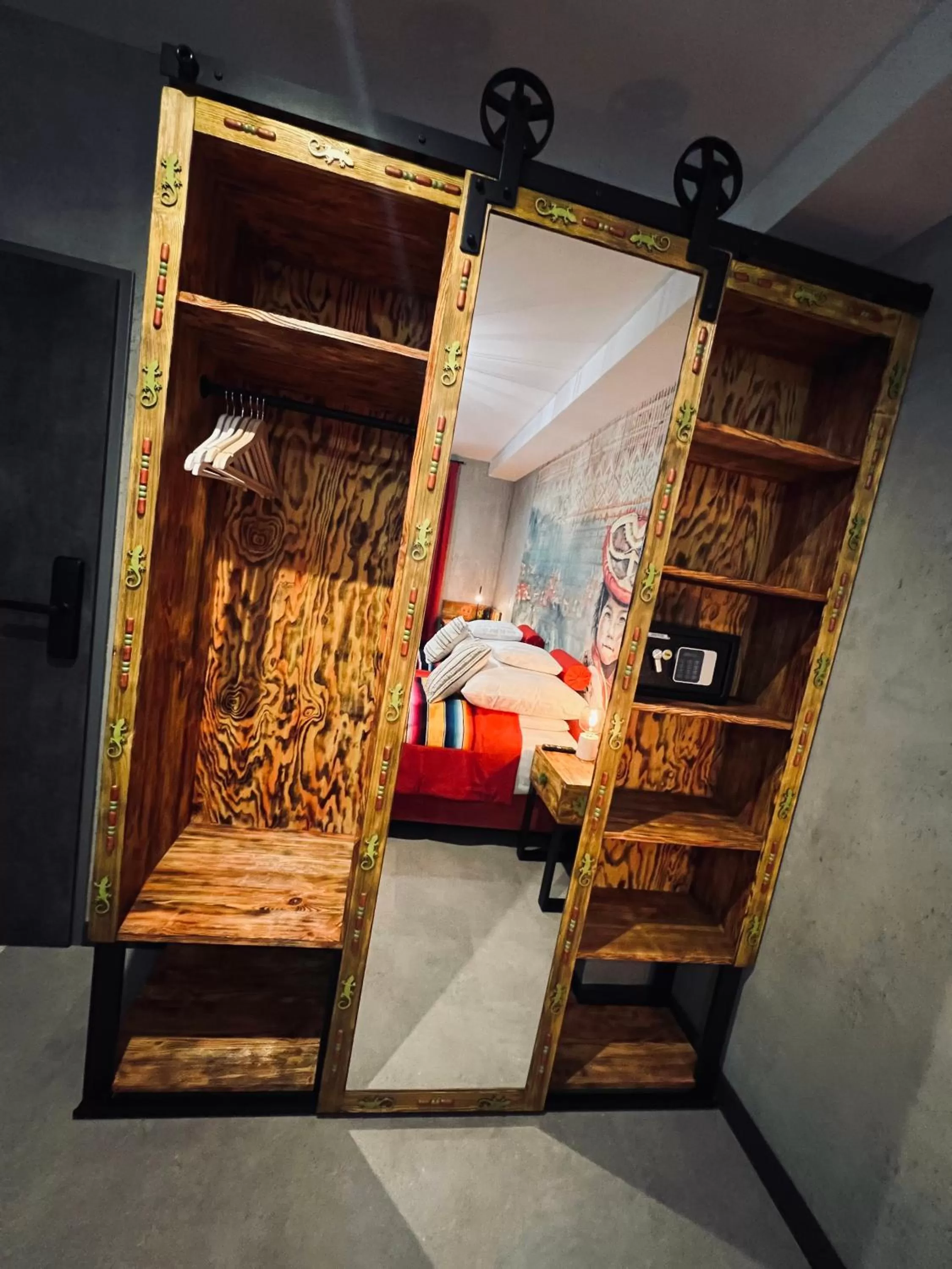 Bed in Global Home - Aparthotel - No Contact Check In