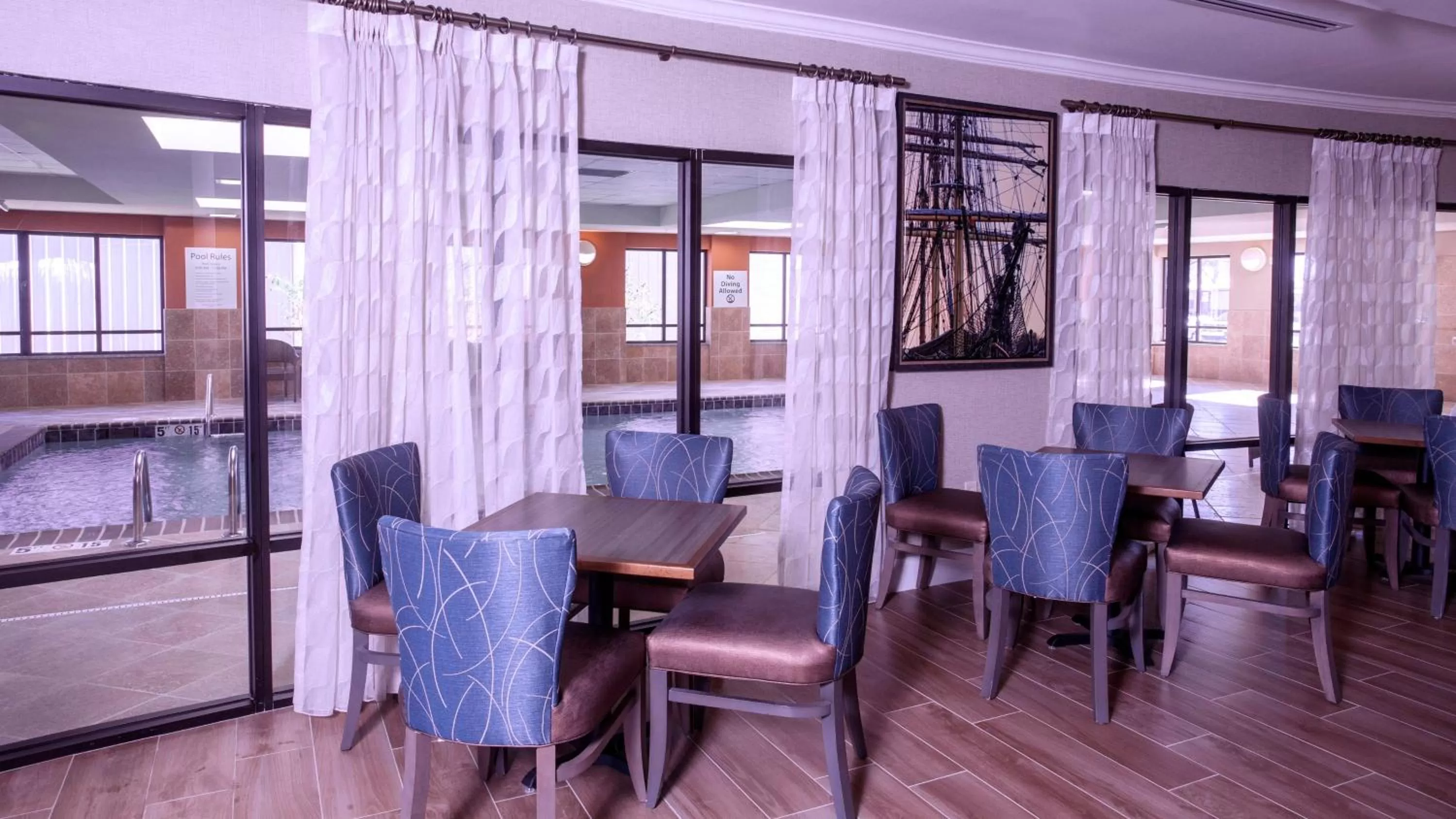 Breakfast in Holiday Inn Express Hotel & Suites Morgan City- Tiger Island by IHG