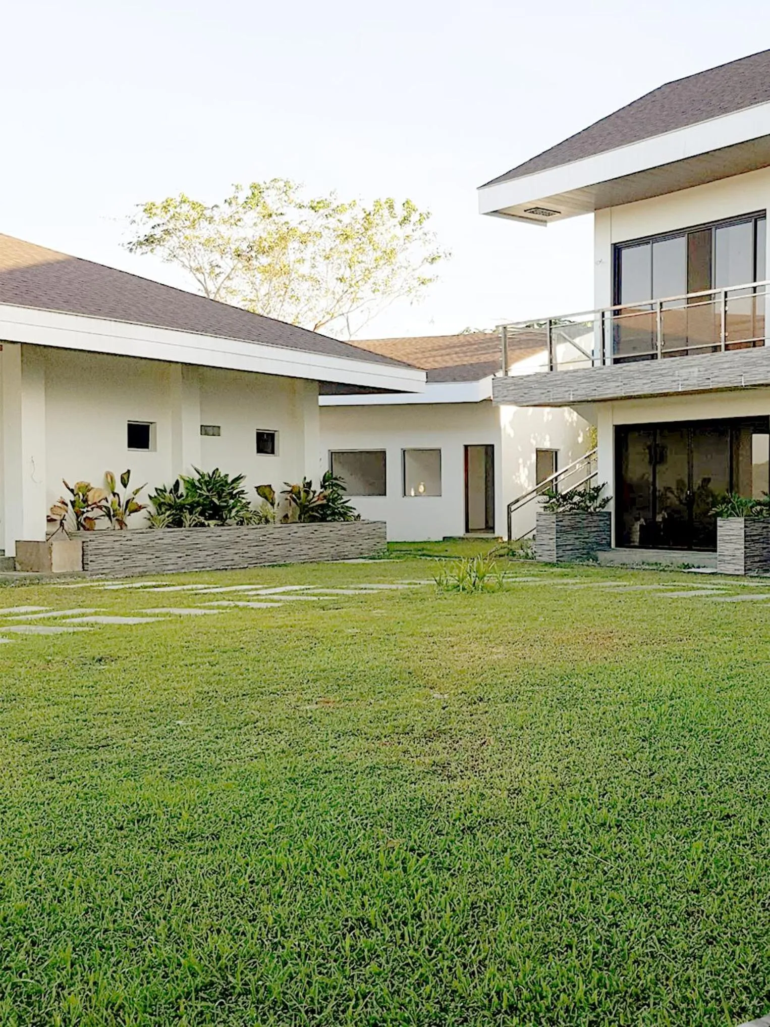 Garden in El Pueblo De Hermano by Cocotel