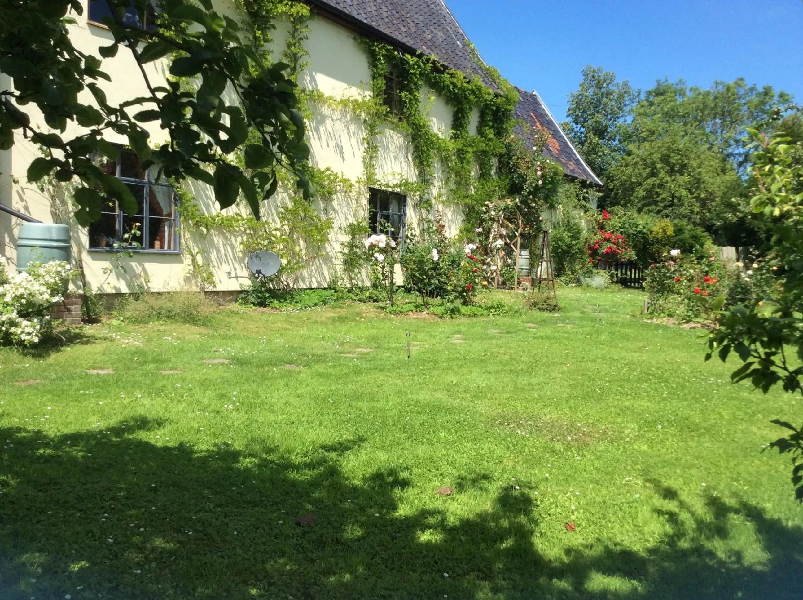 Property building in Valley Farmhouse, Westhall