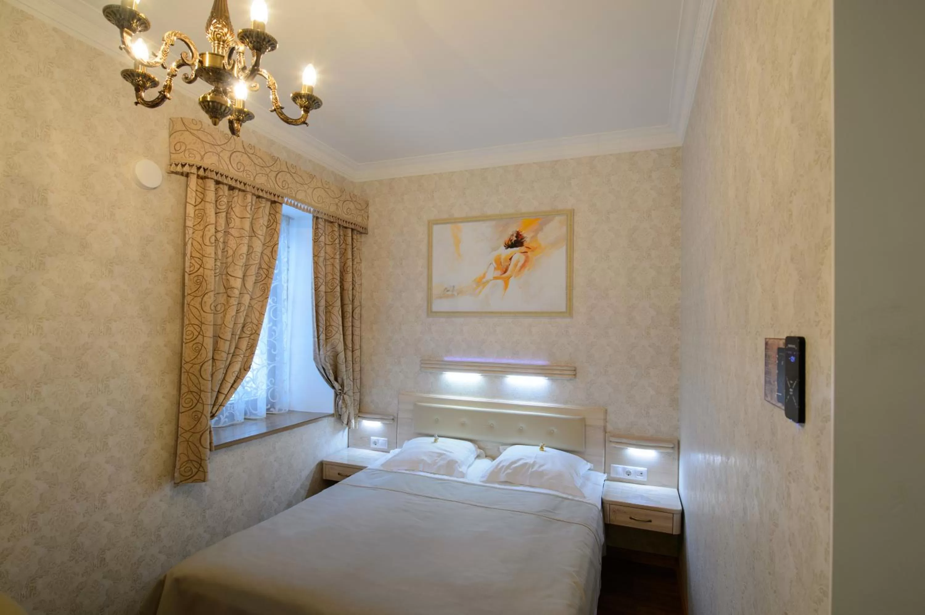 Photo of the whole room, Bed in Georgi Hotell