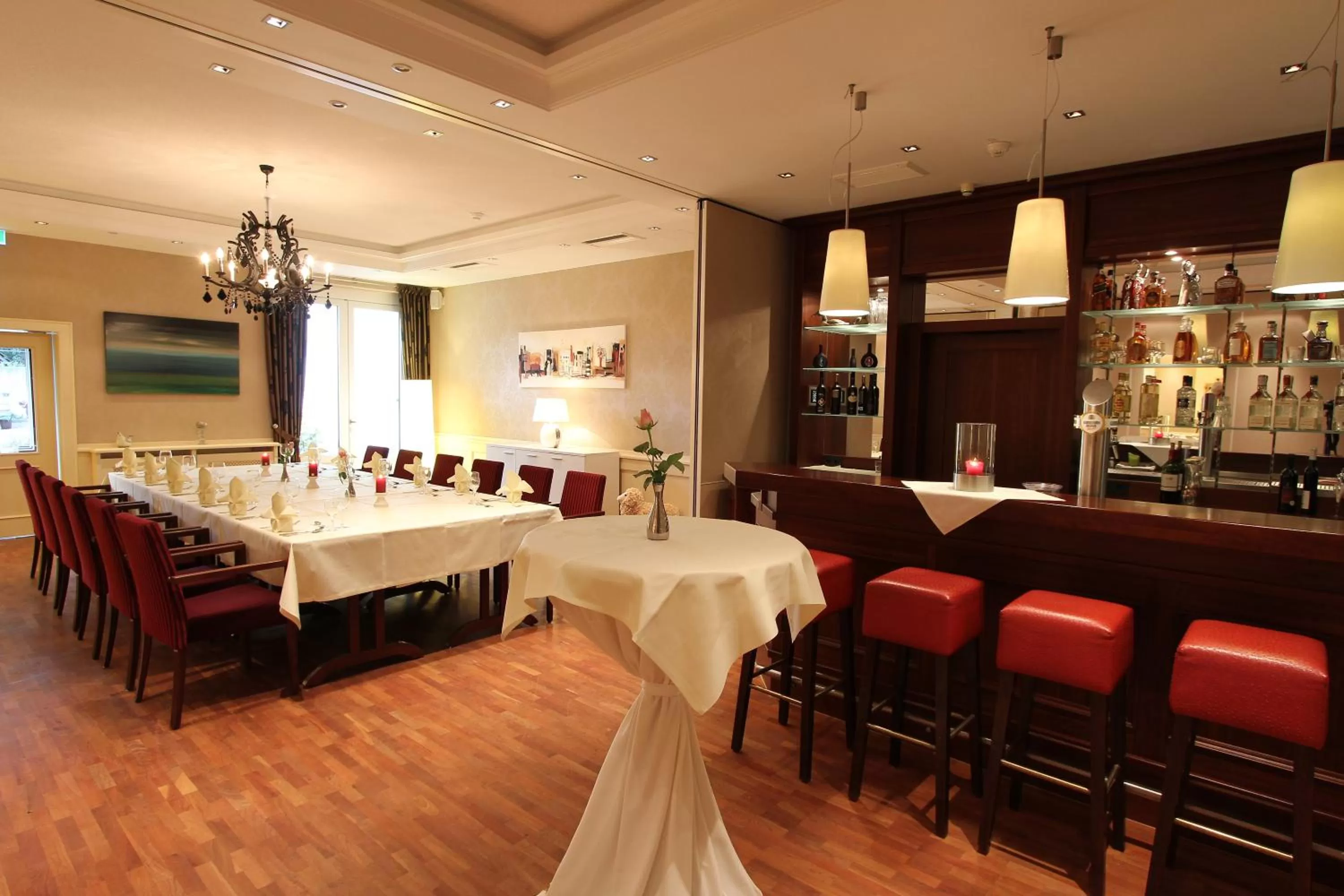 Restaurant/places to eat in Akzent Hotel Jonathan