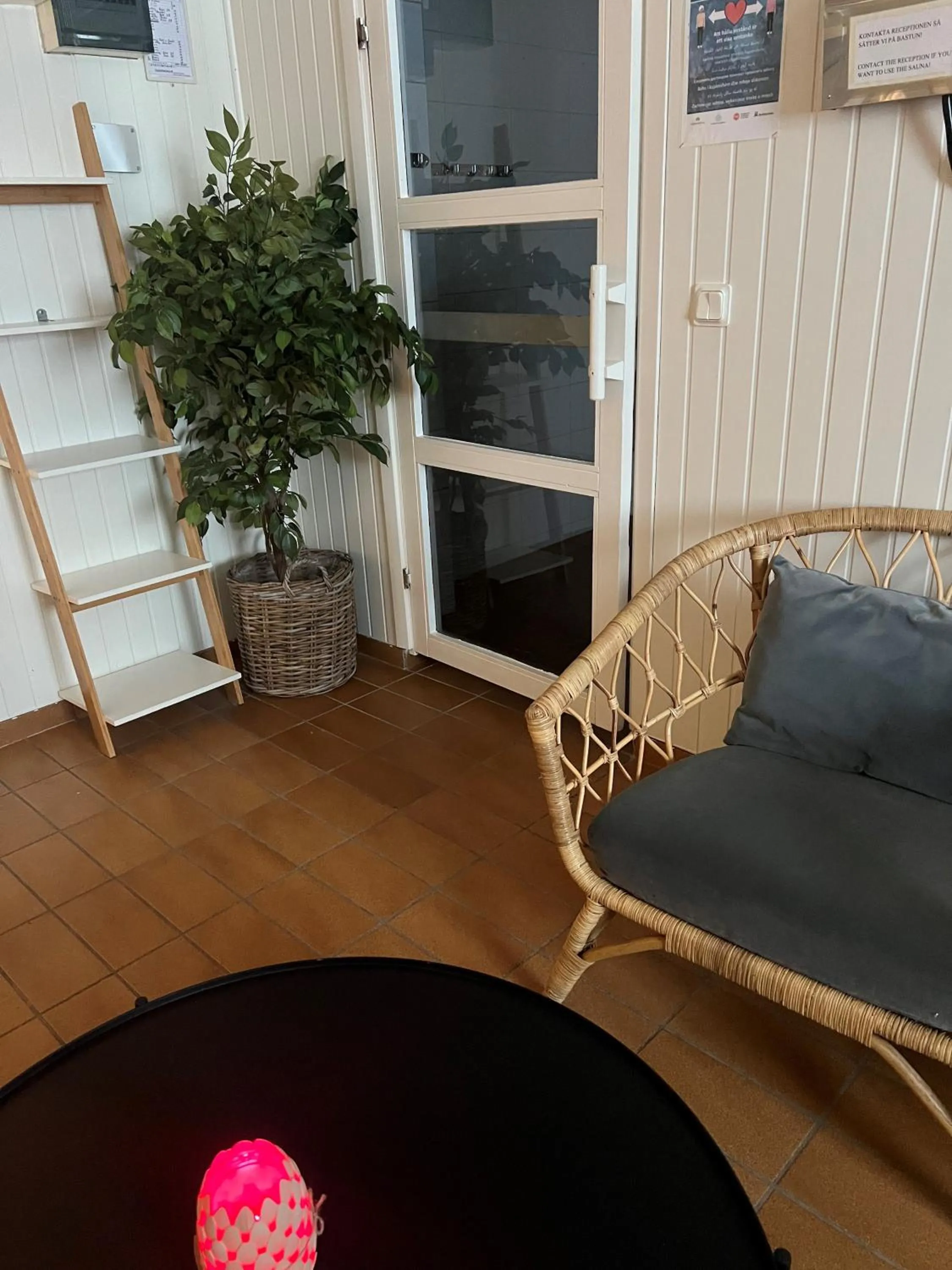 Sauna in Hotel E-10 by First